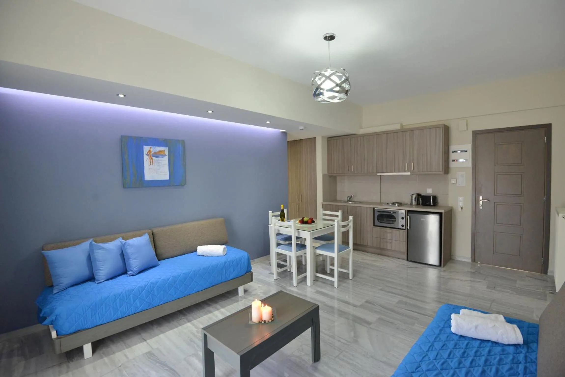 Kitchen or kitchenette in Vesperi Studios & Apartments