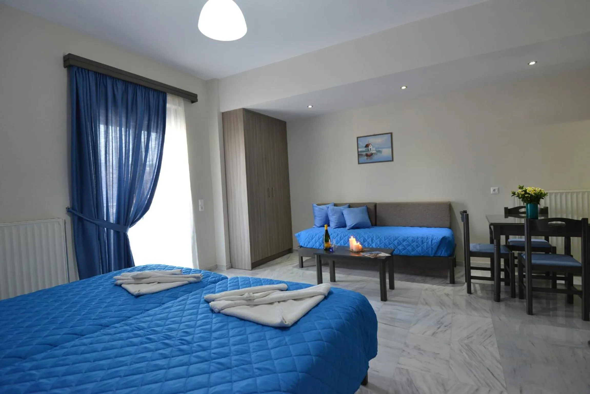 Living room, Bed in Vesperi Studios & Apartments