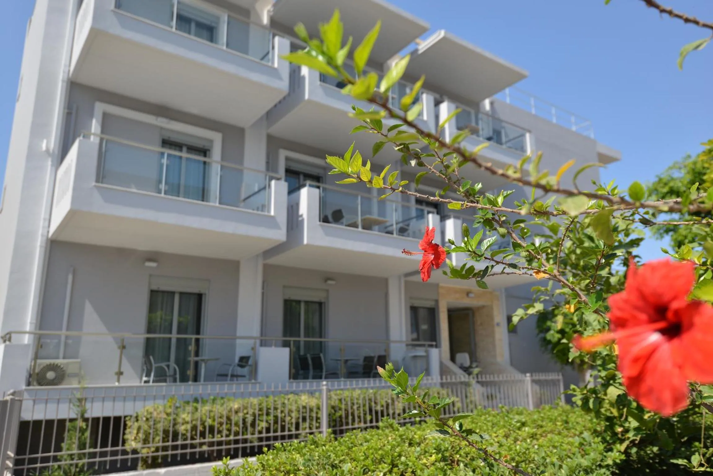 Property building in Vesperi Studios & Apartments