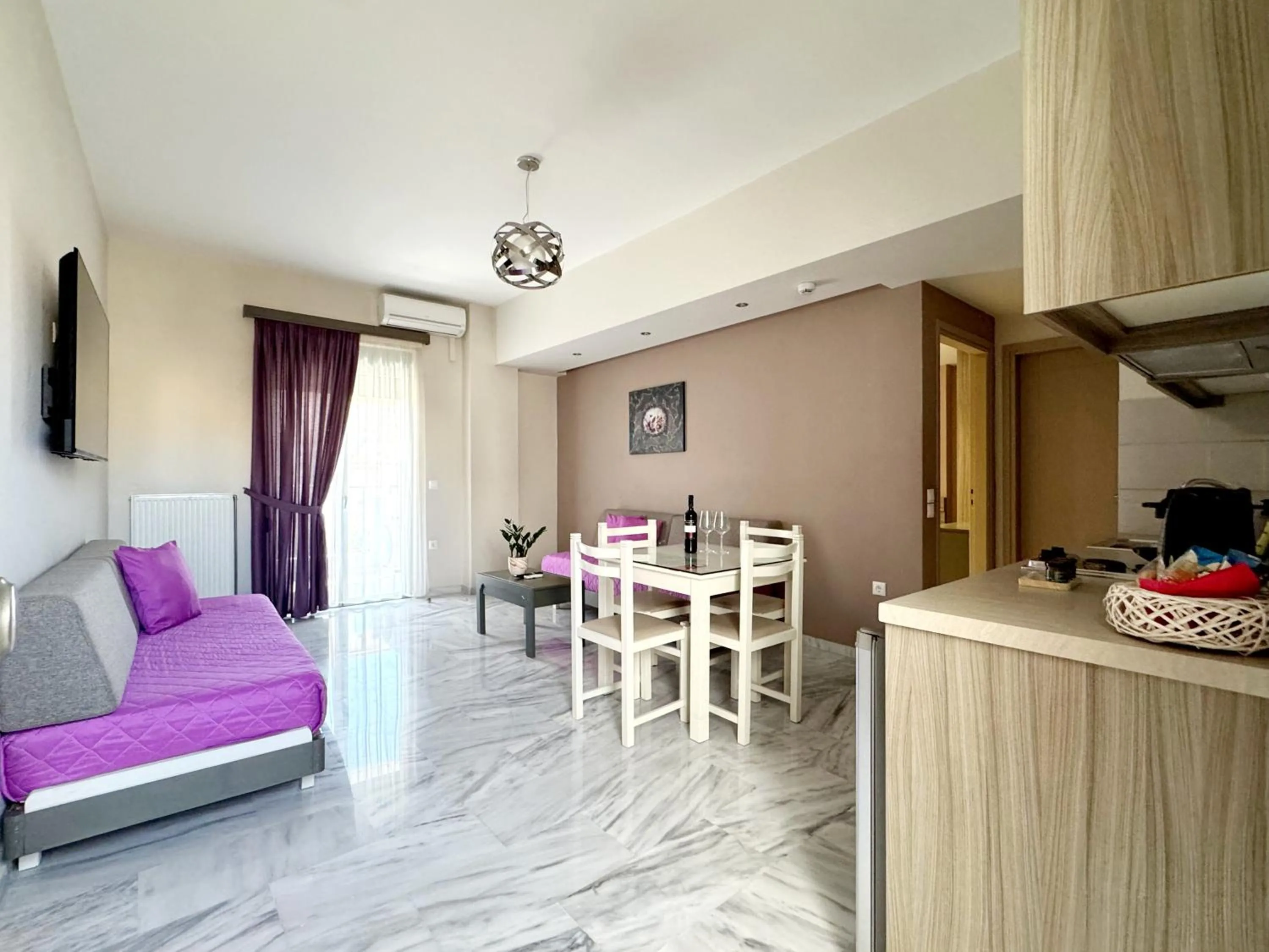 Kitchen or kitchenette in Vesperi Studios & Apartments