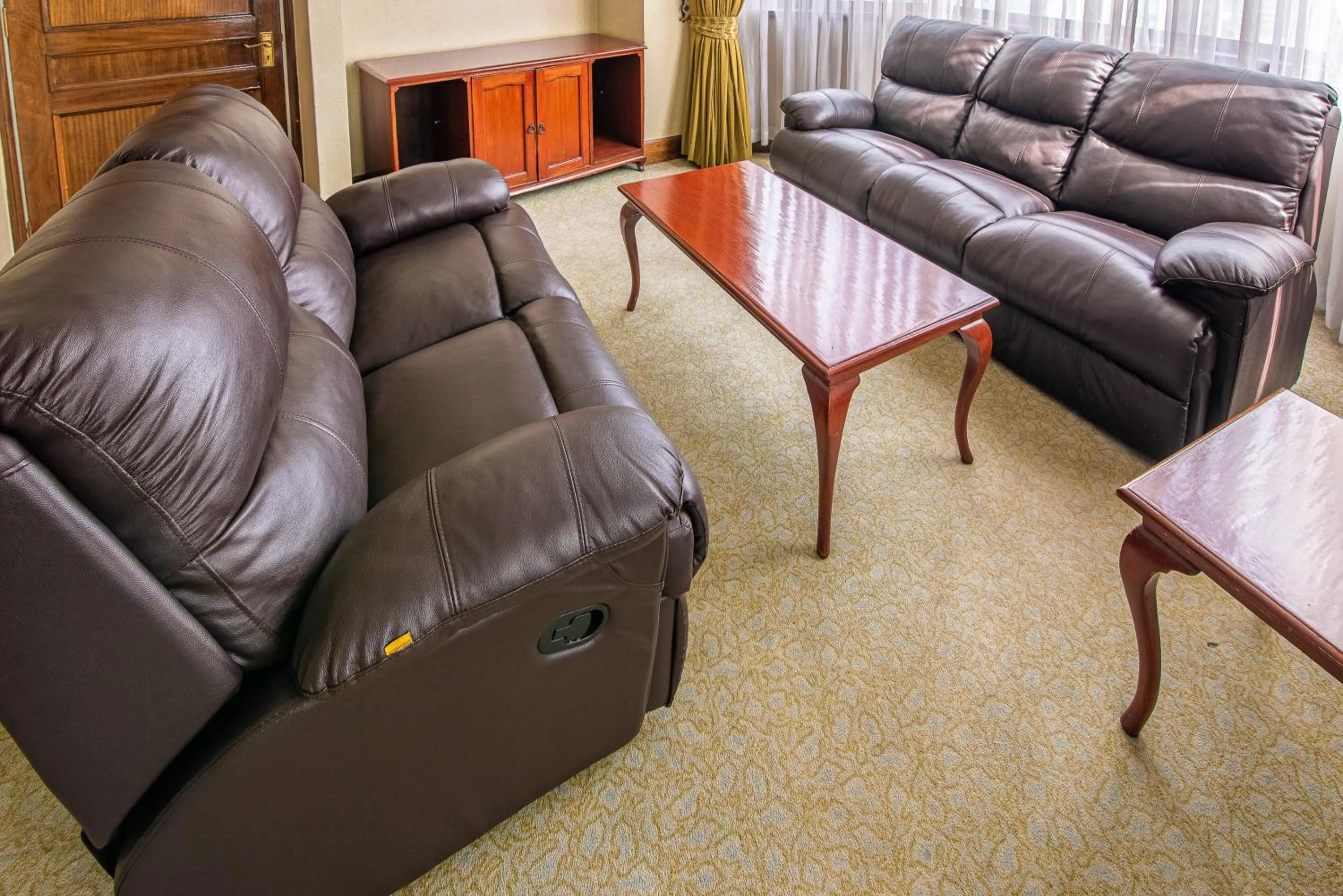 Seating area in Nairobi Safari Club by Swiss-Belhotel