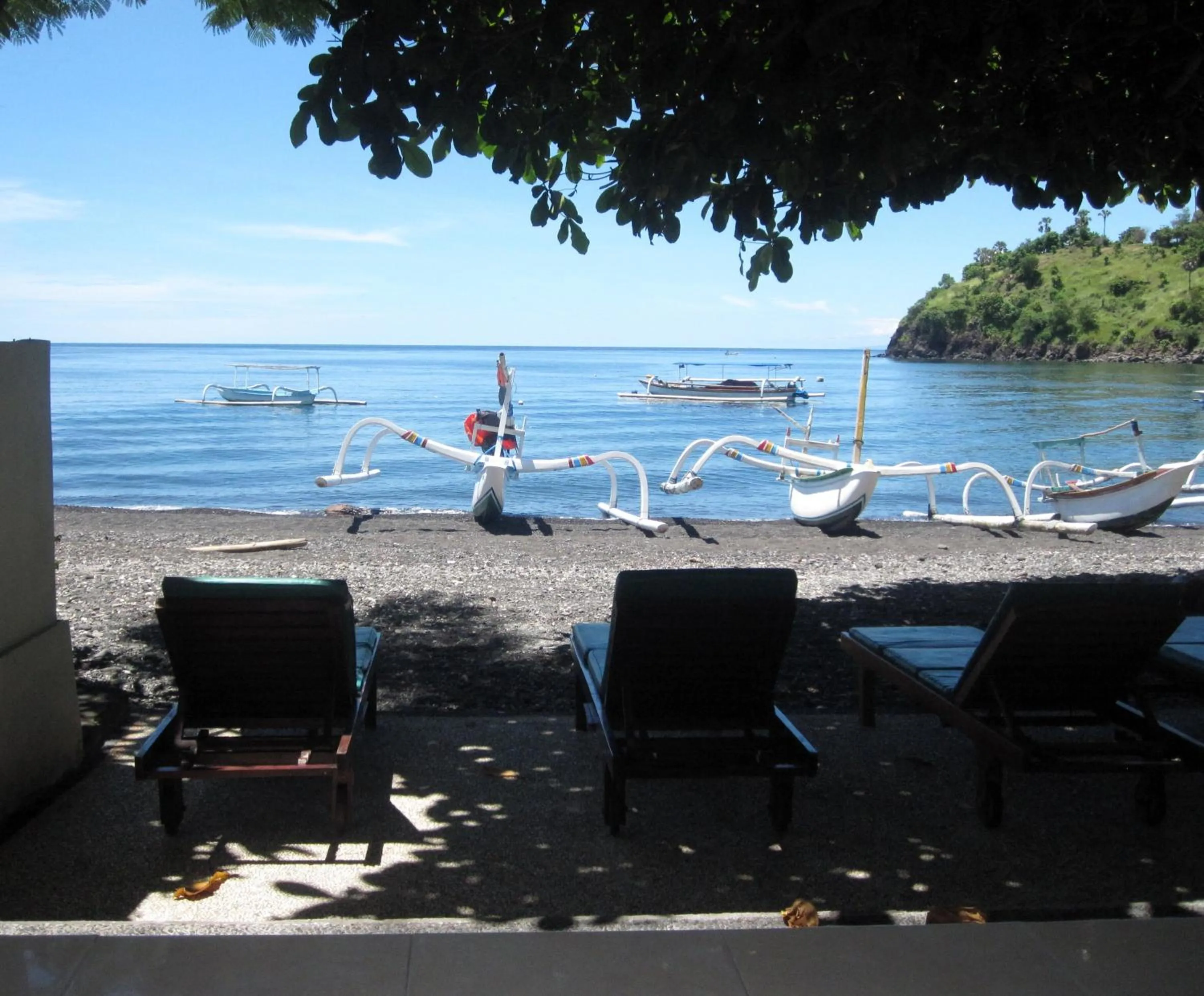 Beach in Galang Kangin Bungalows