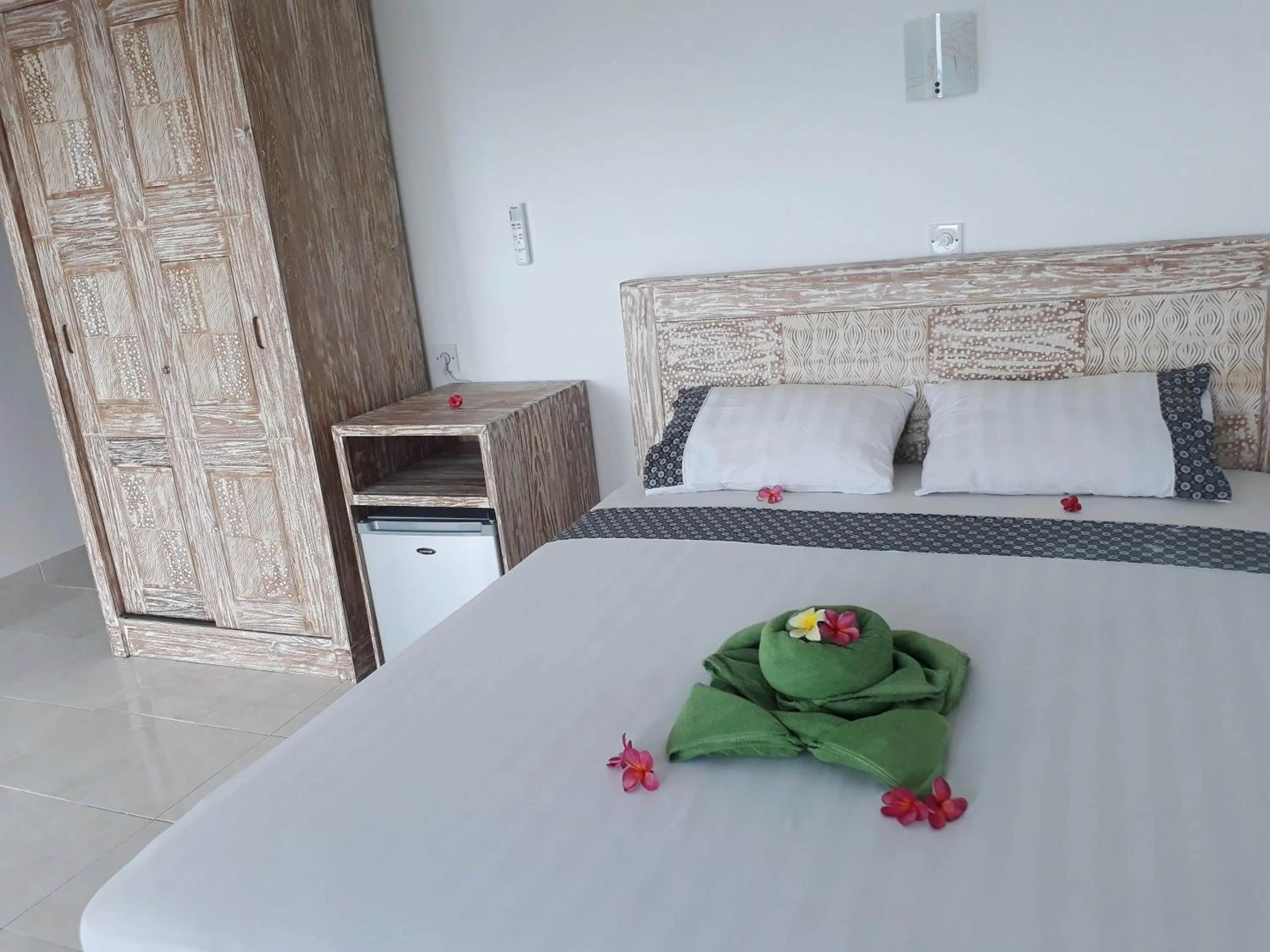 Bed in Galang Kangin Bungalows