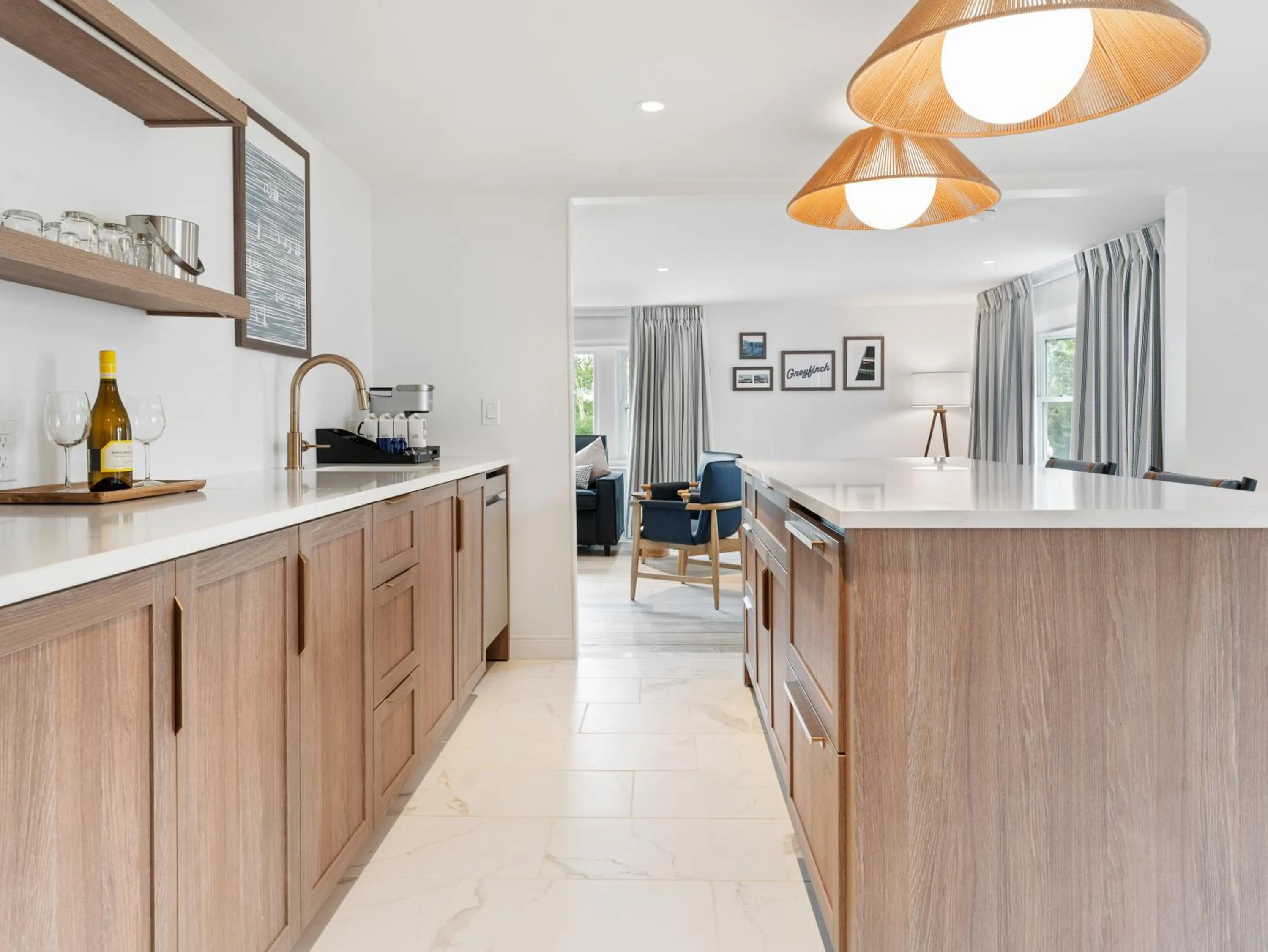 Kitchen or kitchenette in Greyfinch Chatham Inn