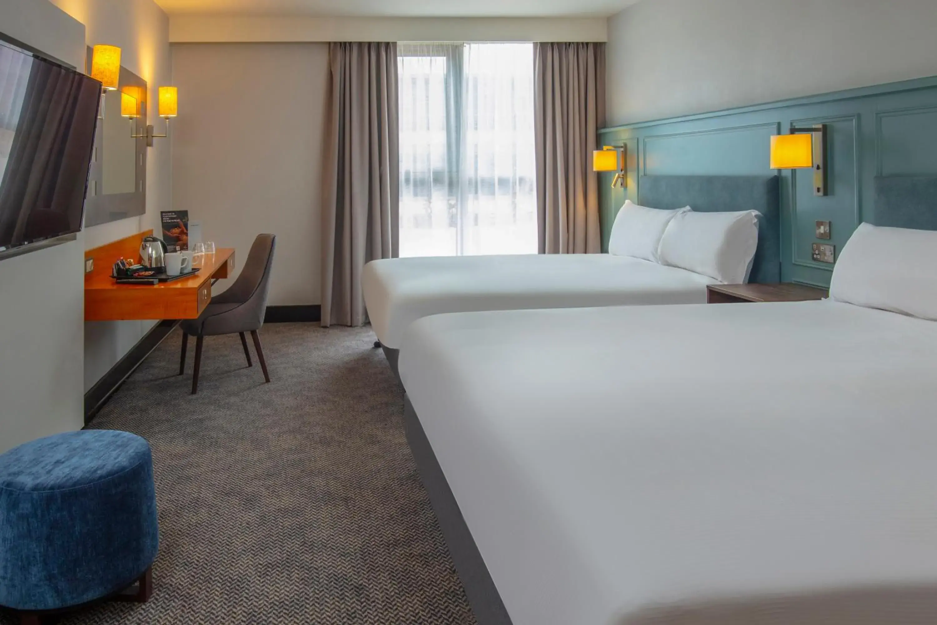 Bed in Crewe Hall Hotel & Spa - Cheshire Bed in Crewe Hall Hotel & Spa - Cheshire