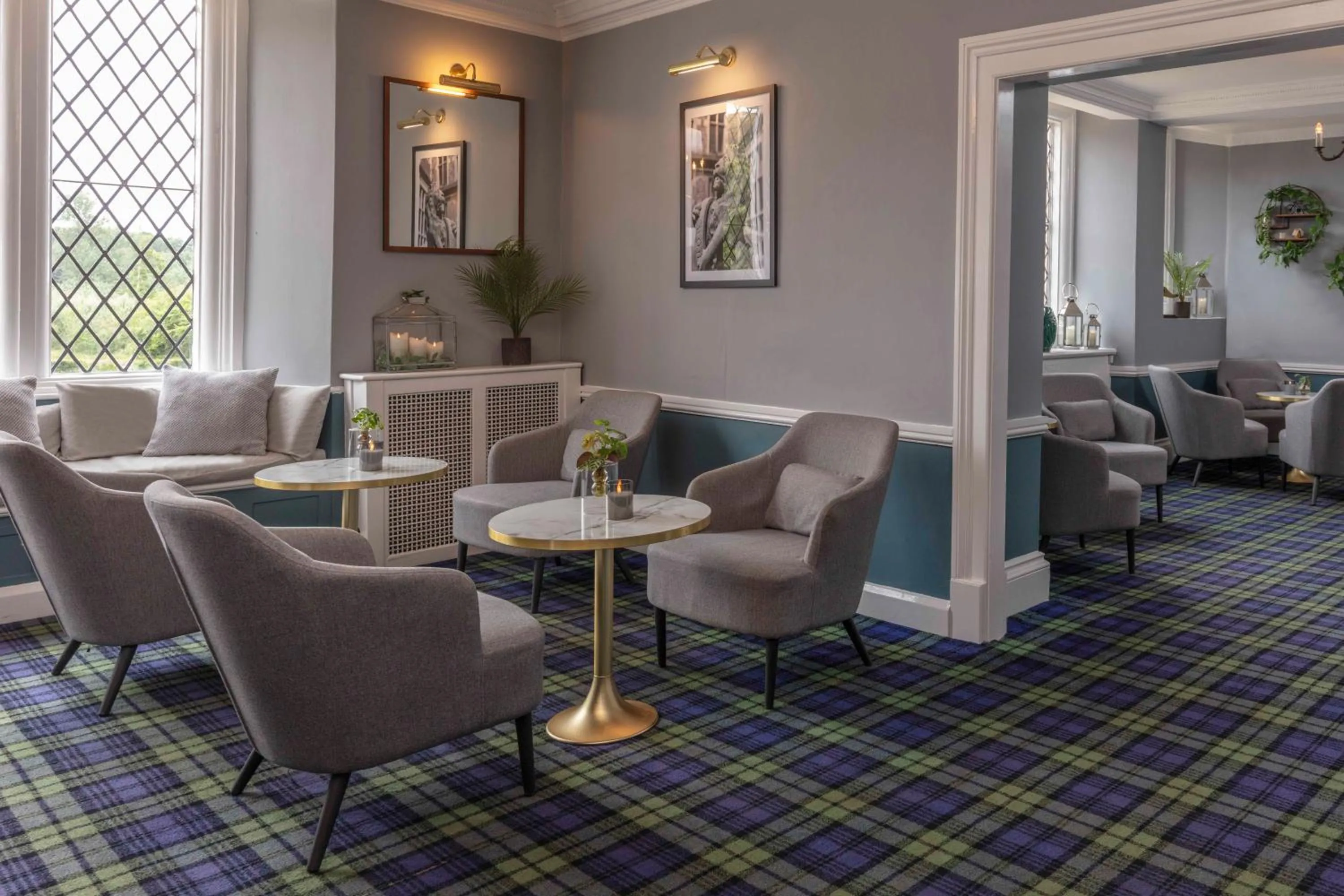 Lounge or bar in Crewe Hall Hotel & Spa - Cheshire