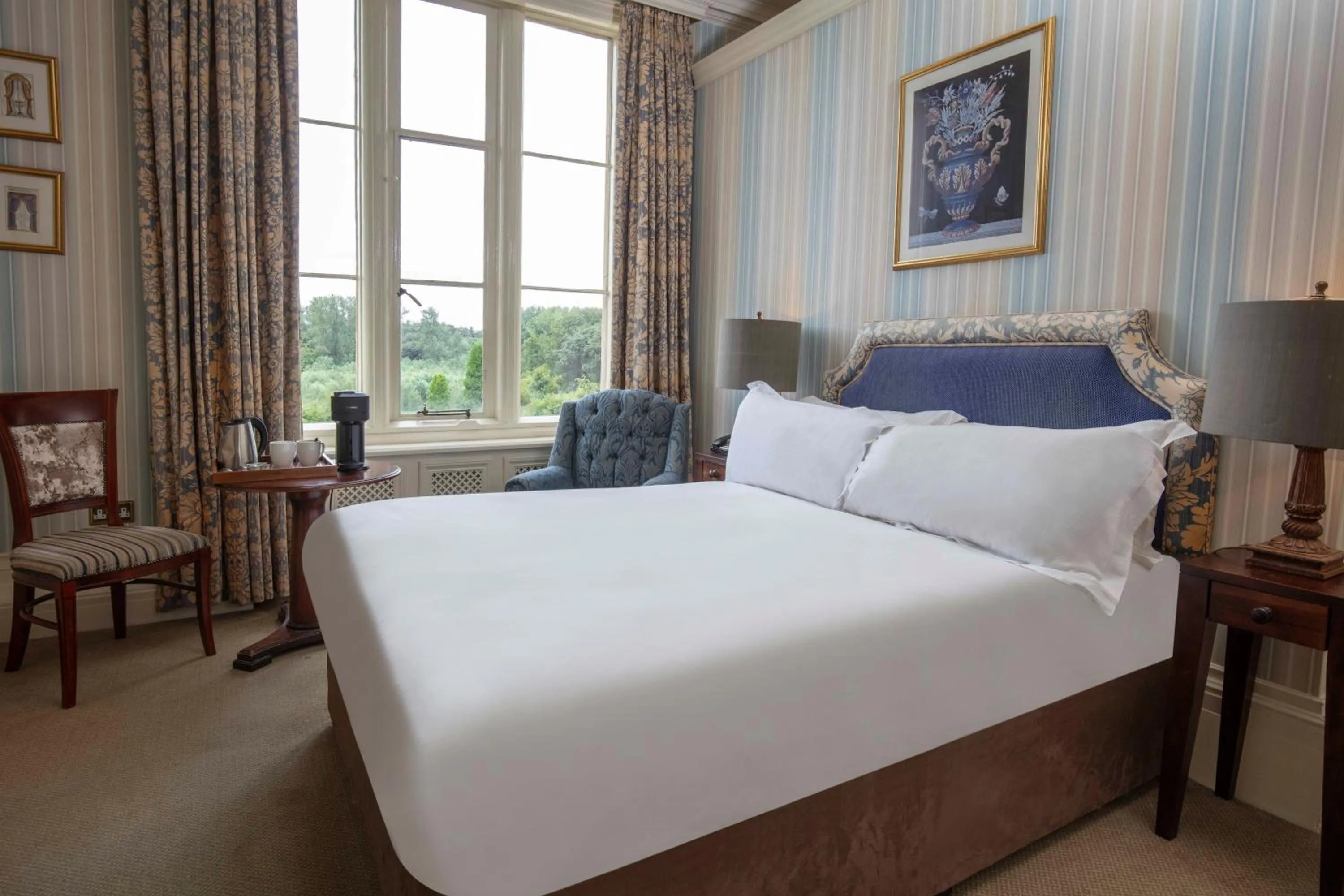 Bed in Crewe Hall Hotel & Spa - Cheshire