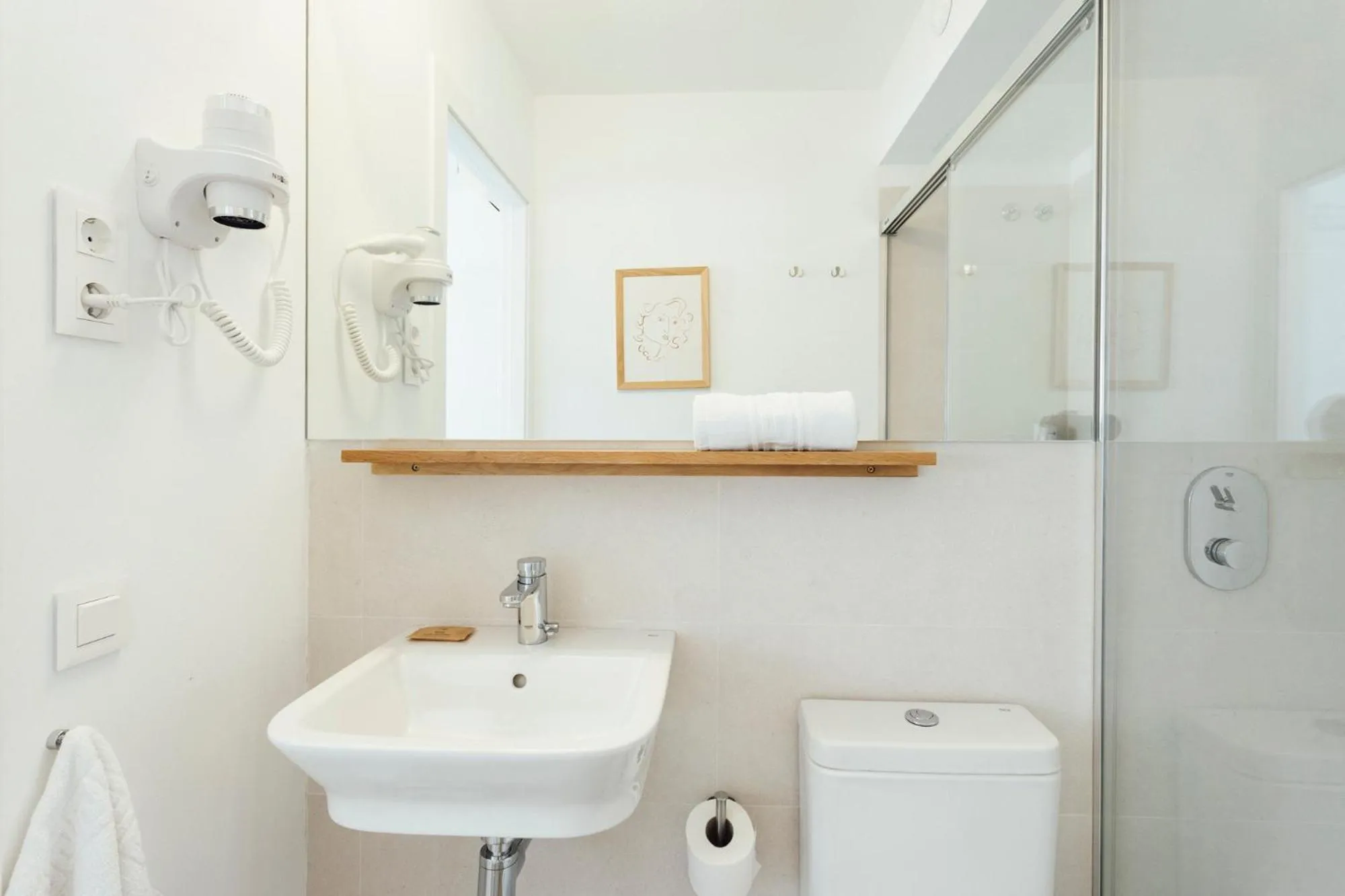 Bathroom in Casa Jam Barcelona