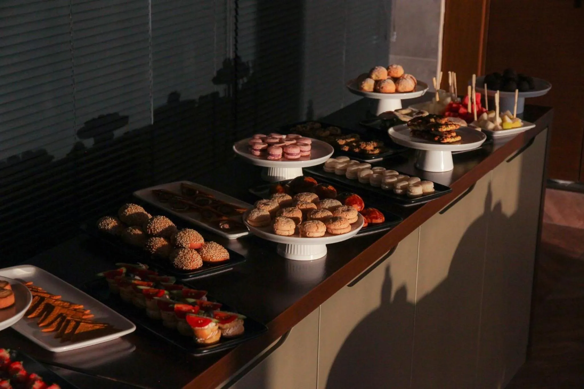 Food in Motel Heksapolis