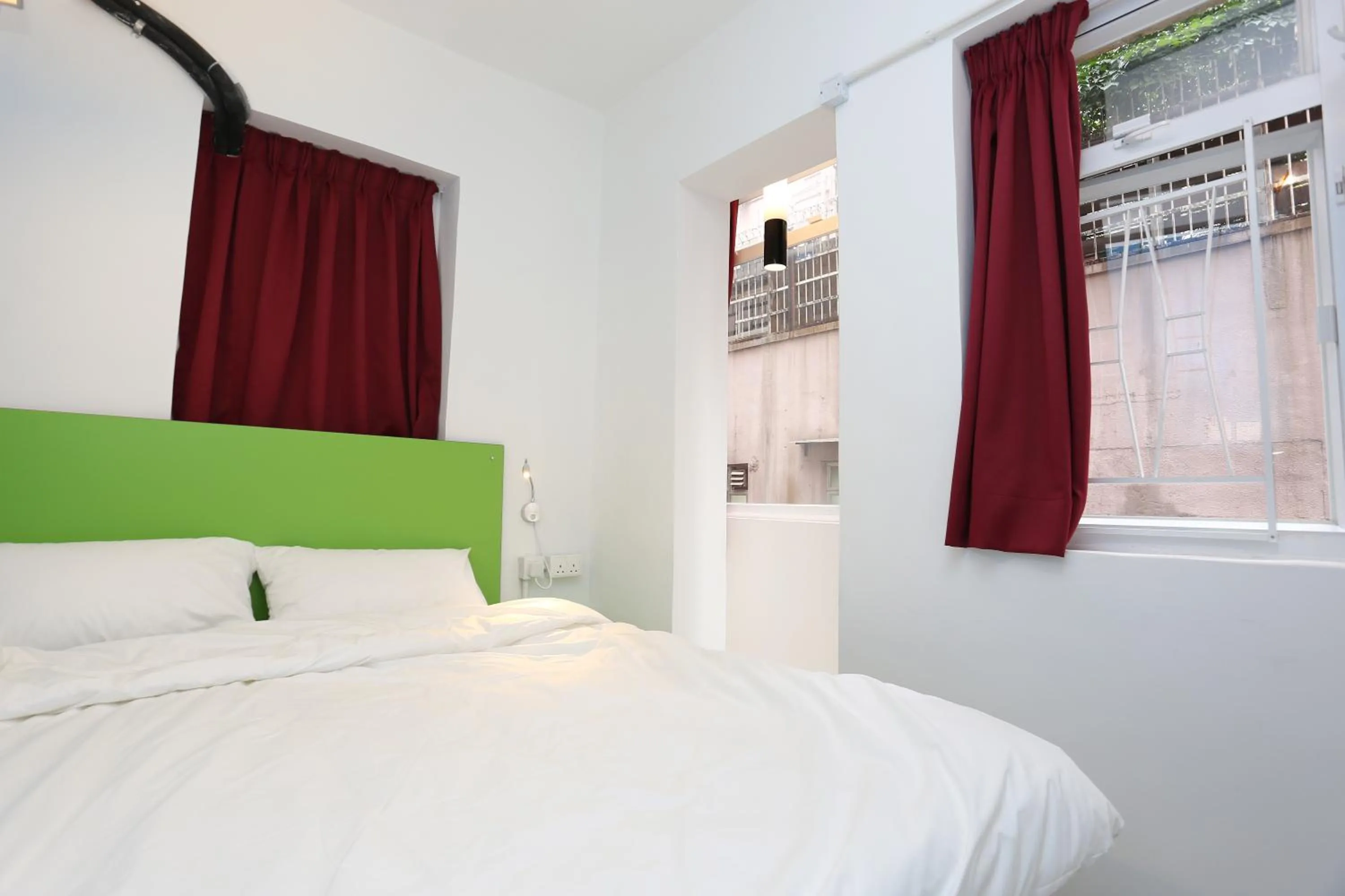 Bedroom in Super Inn