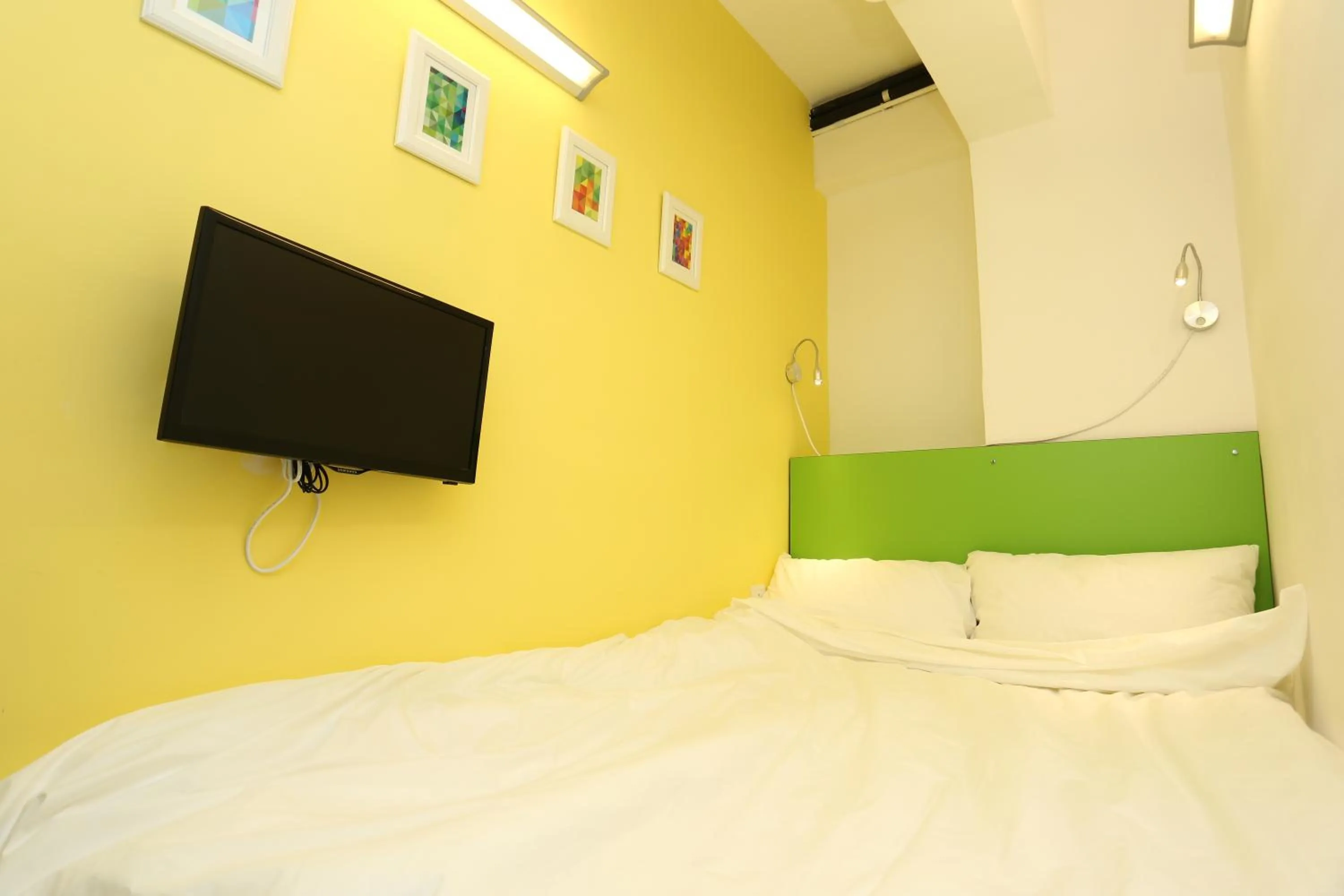 Bedroom in Super Inn