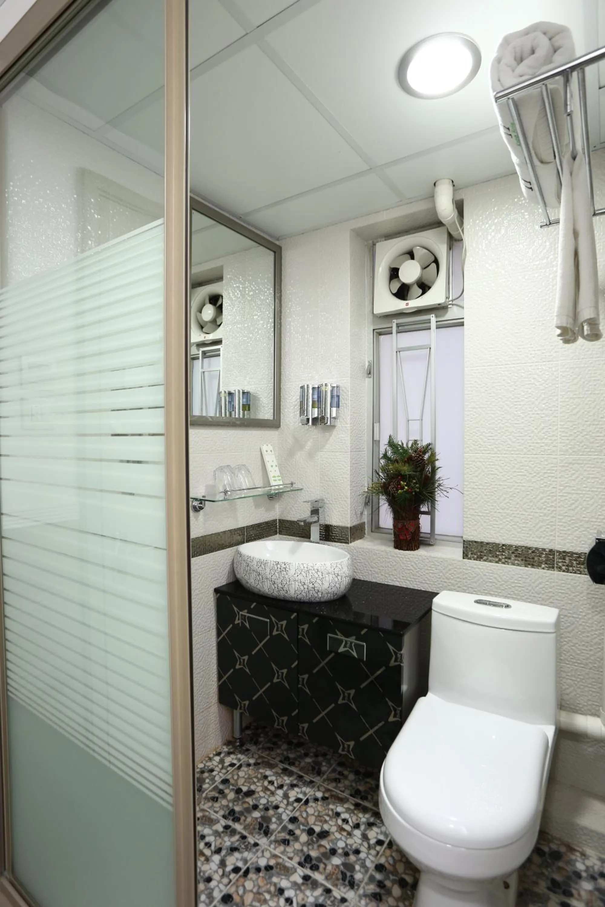 Bathroom in Super Inn