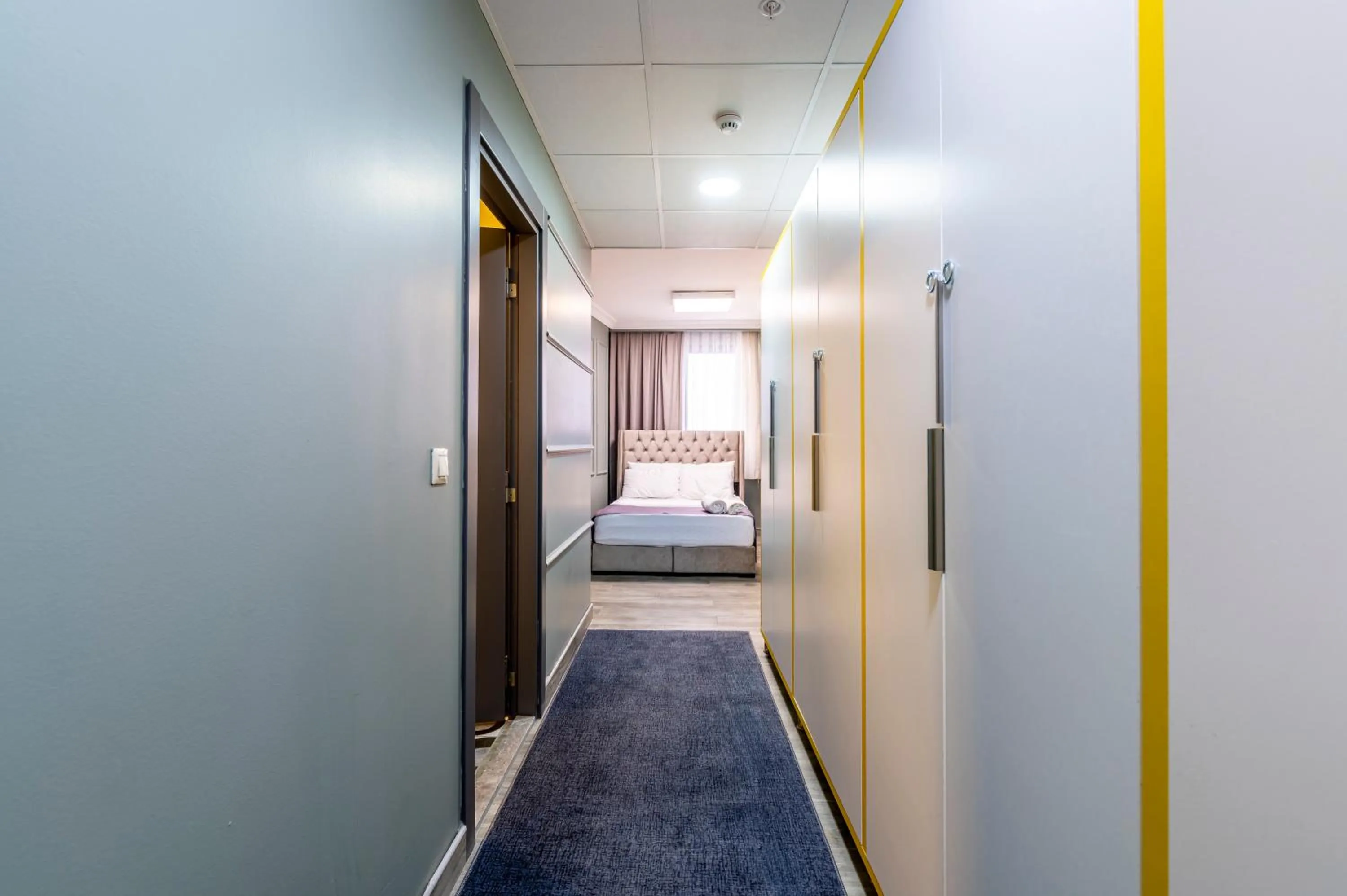 Bed in Royal Luxury Hotels Suites