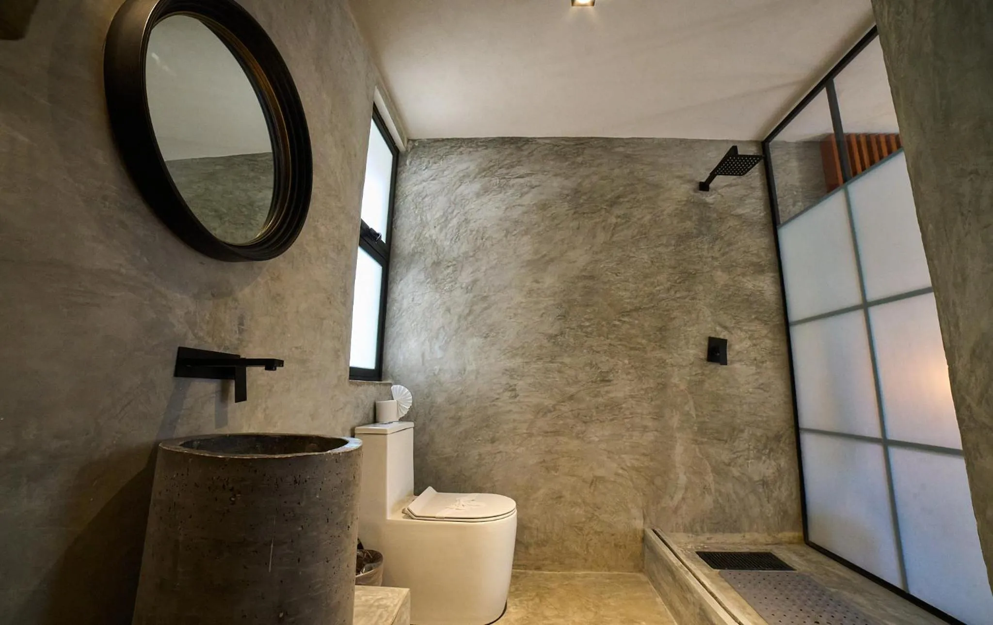 Shower in Casa del Viento by ÓOL Hotels