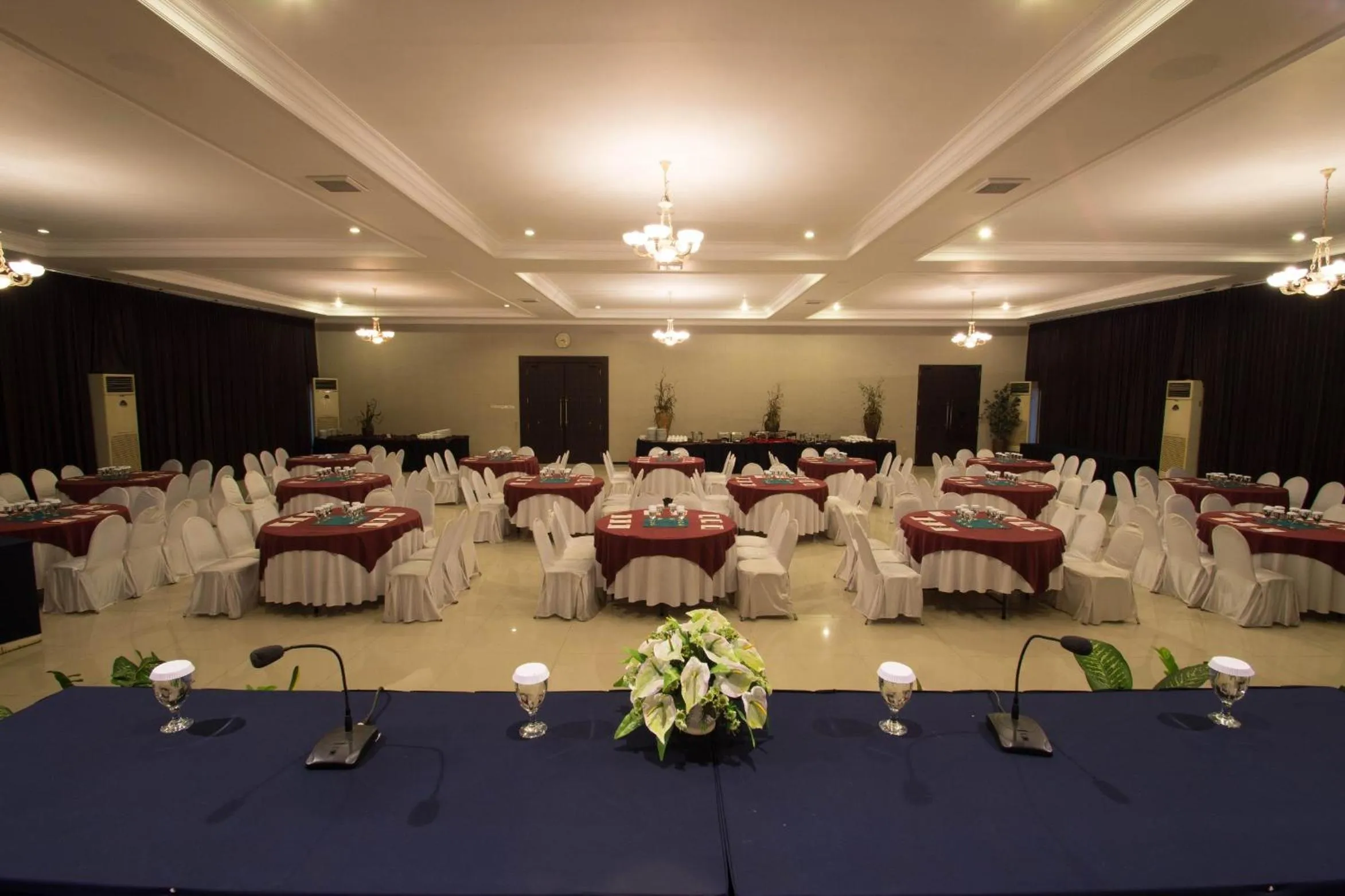 Business facilities in Hotel Trio Indah 2