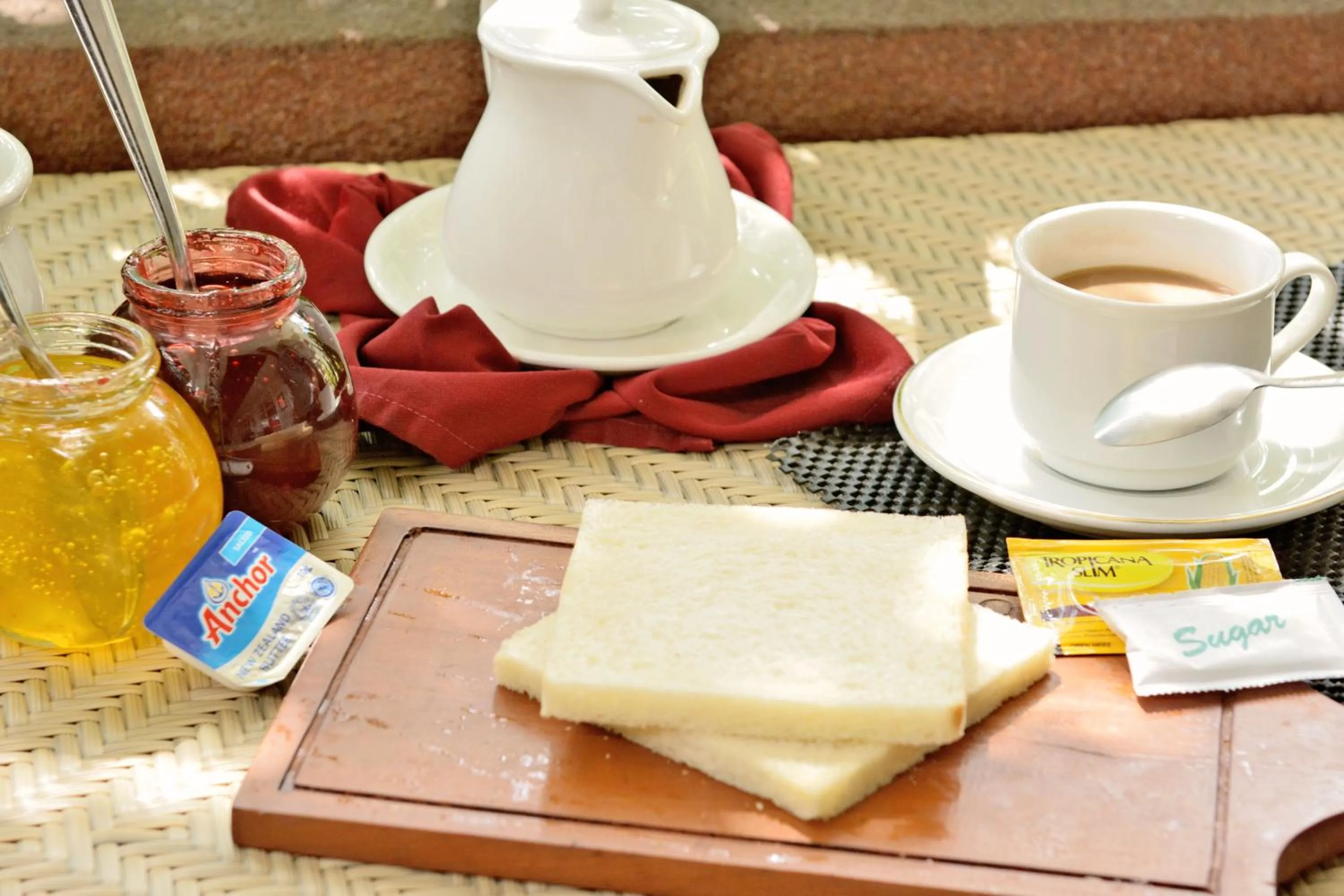 Restaurant/places to eat in Hotel Trio Indah 2