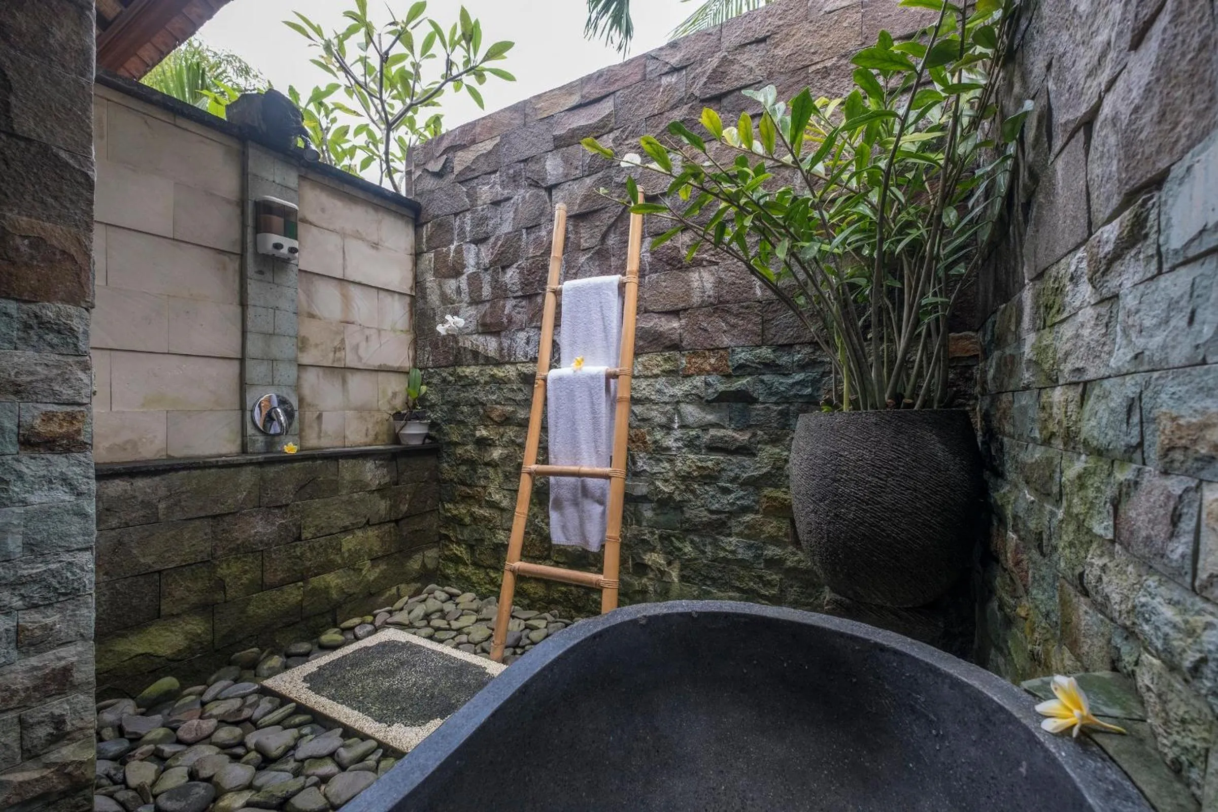 Bathroom in Virmas Private Villa