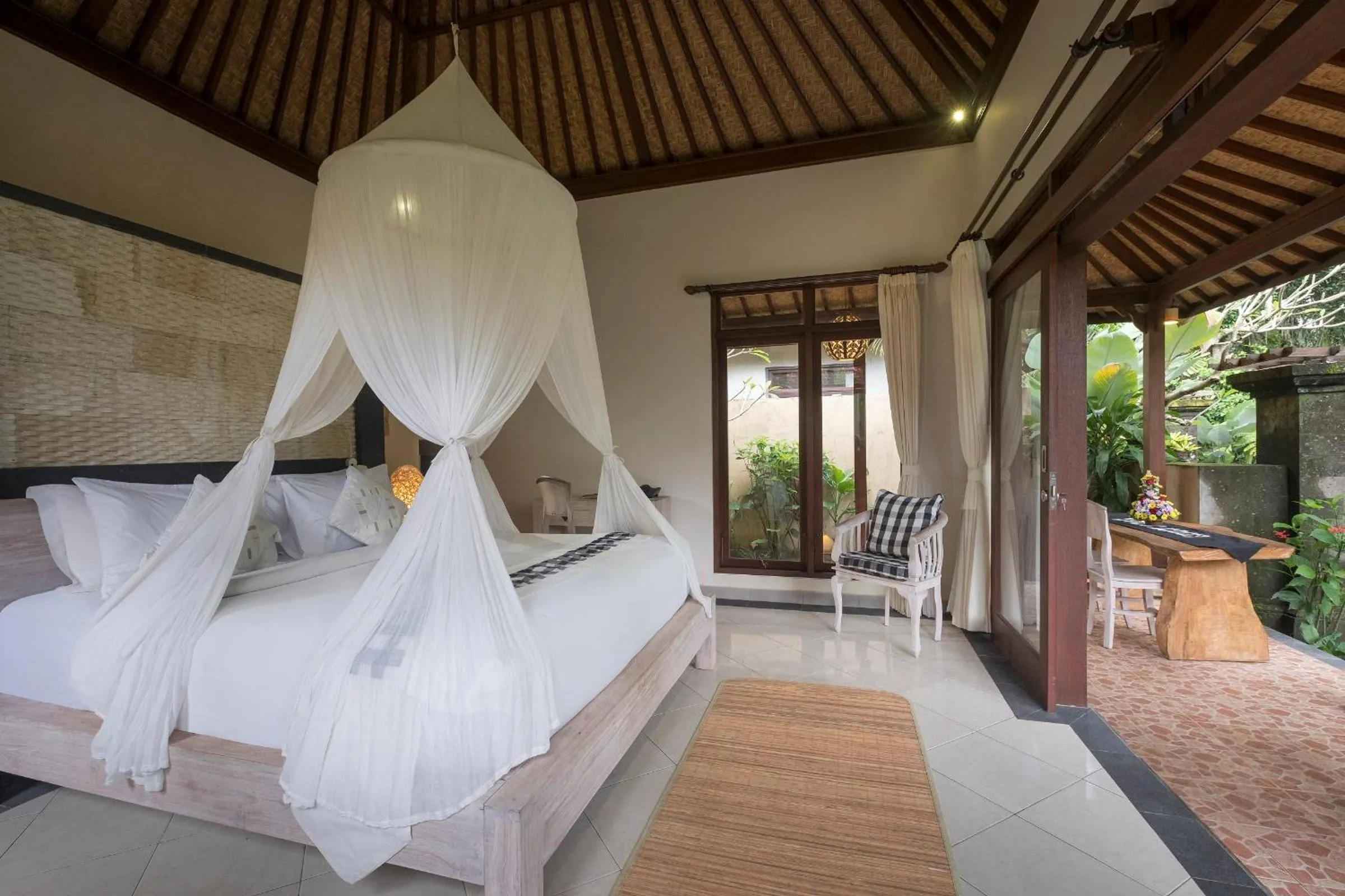 Bedroom, Bed in Virmas Private Villa