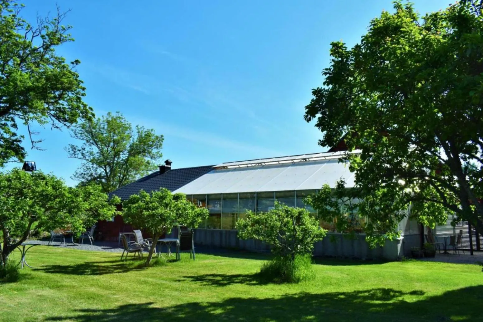 Garden in Närebo Gårdshotell & Restaurang