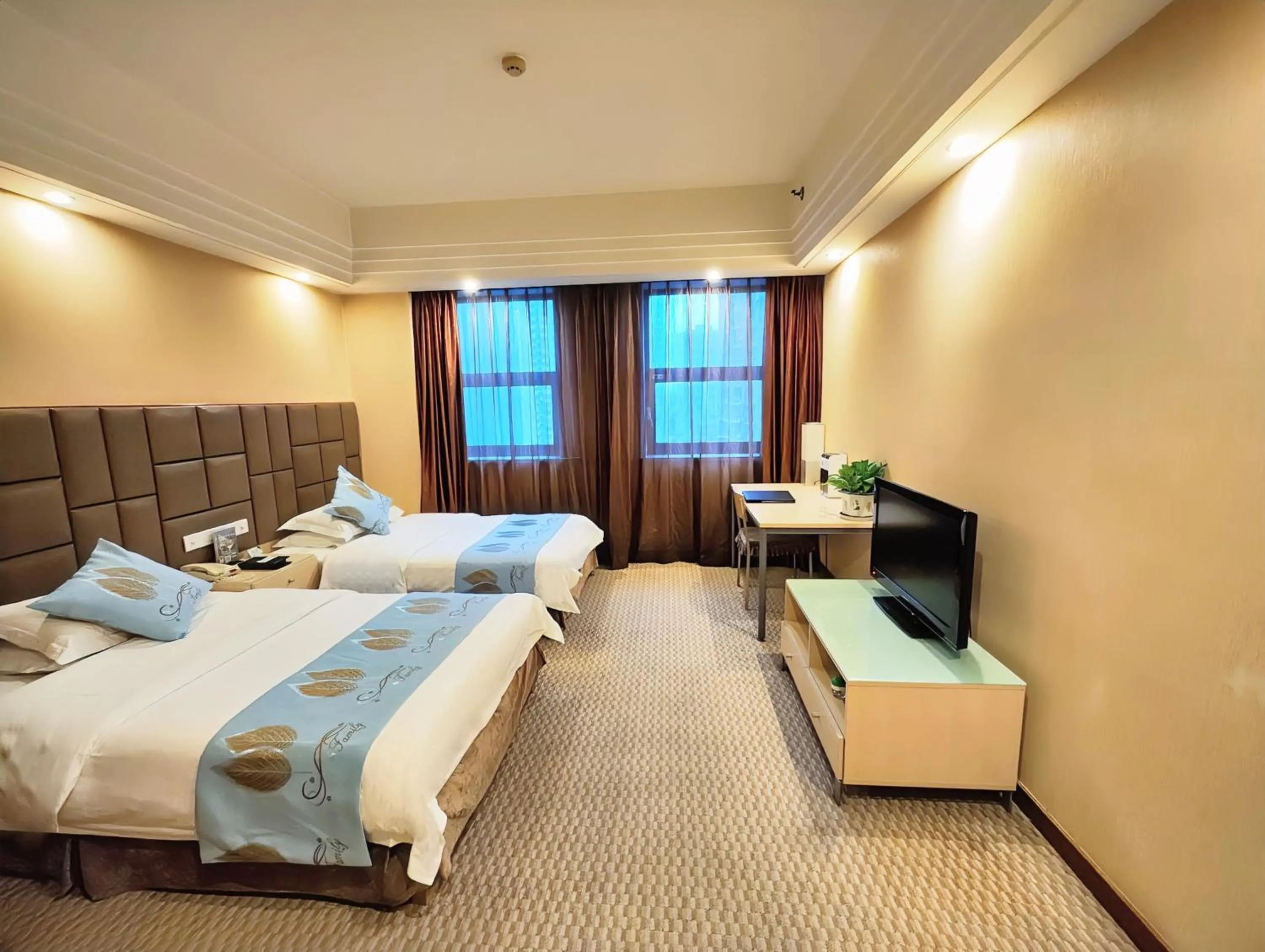 Bed in Chongqing Milky Way Hotel