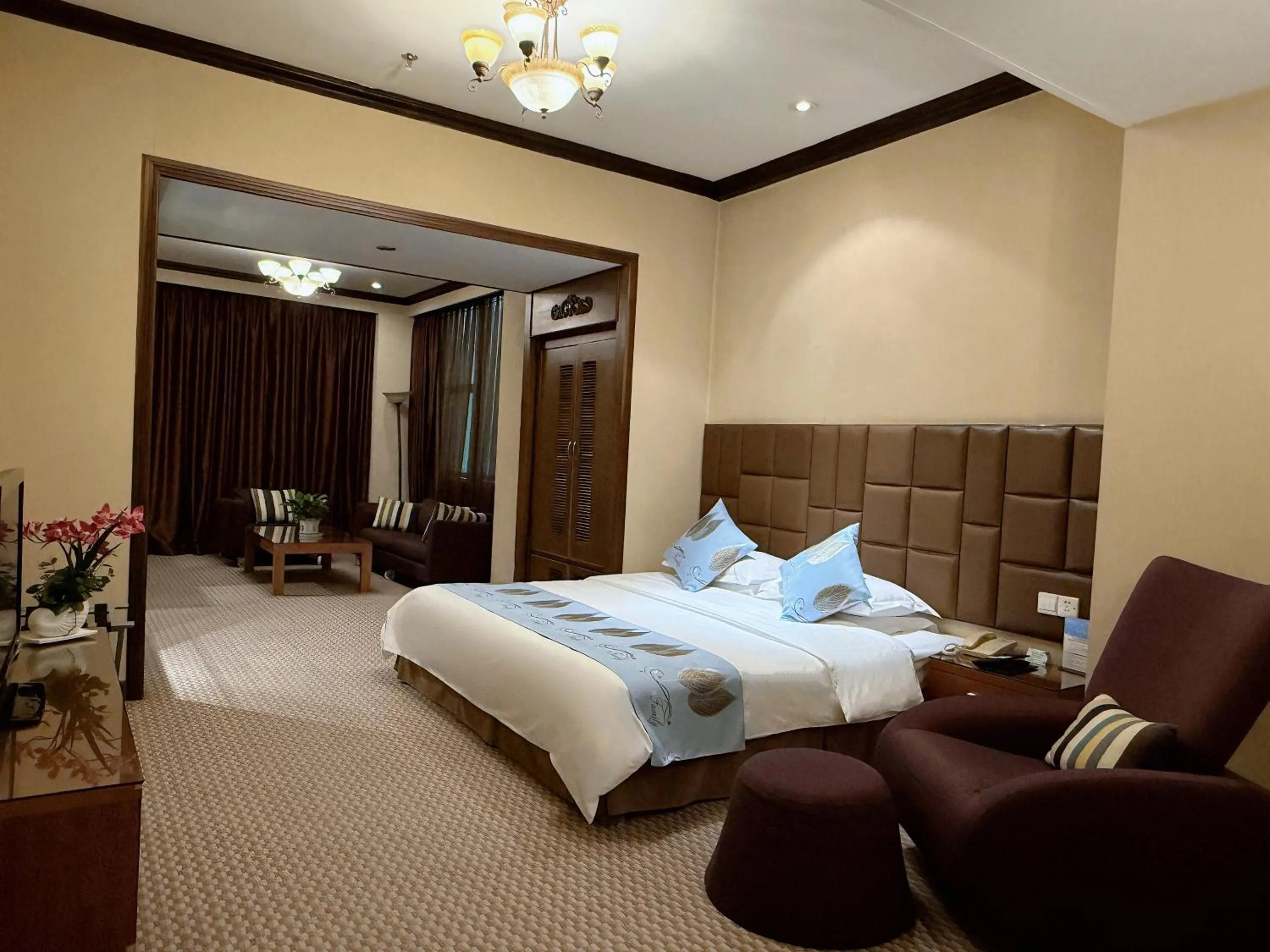 Bed in Chongqing Milky Way Hotel