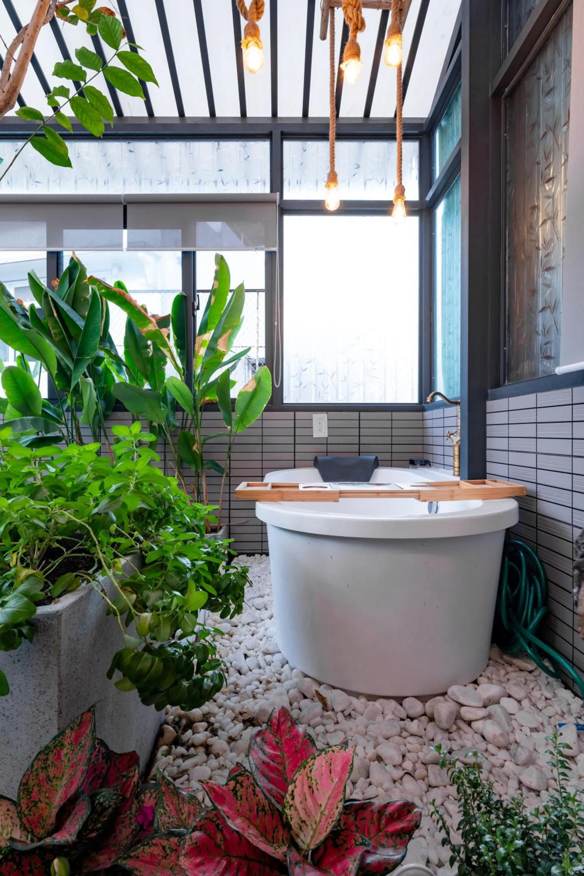 Garden in LalaHouse Spring Apartment - Saigon Center