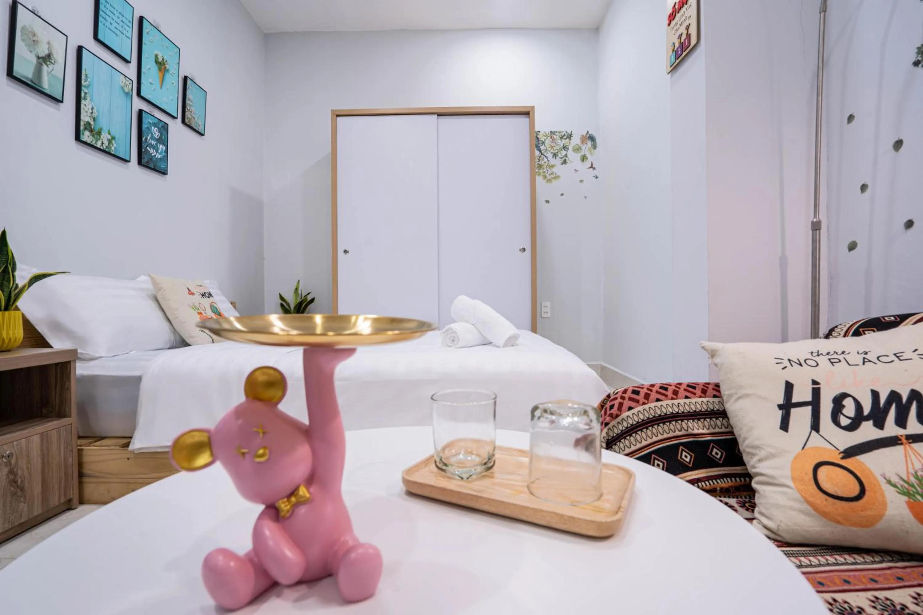 Bed in LalaHouse Spring Apartment - Saigon Center