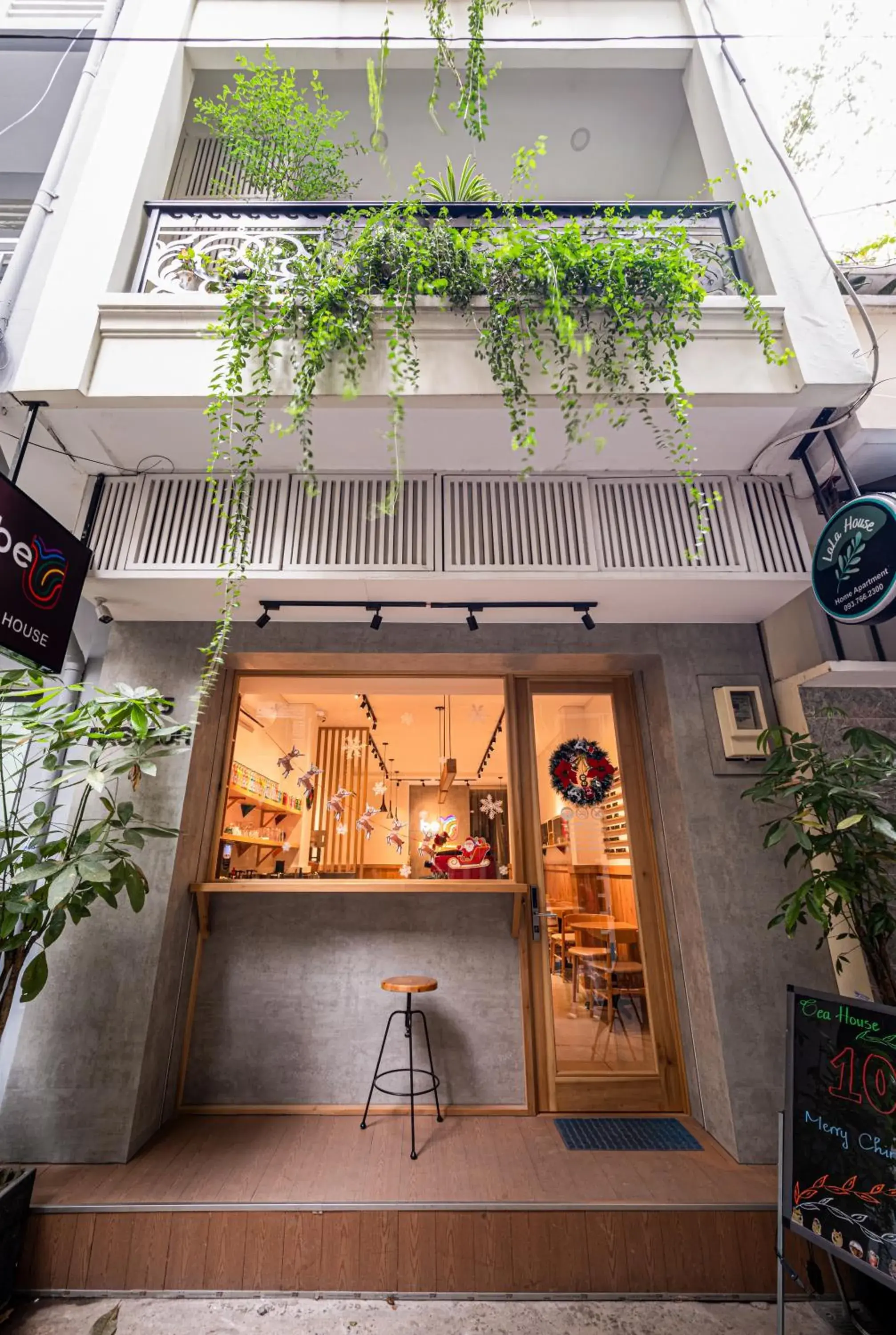 Property building in LalaHouse Spring Apartment - Saigon Center Property building in LalaHouse Spring Apartment - Saigon Center