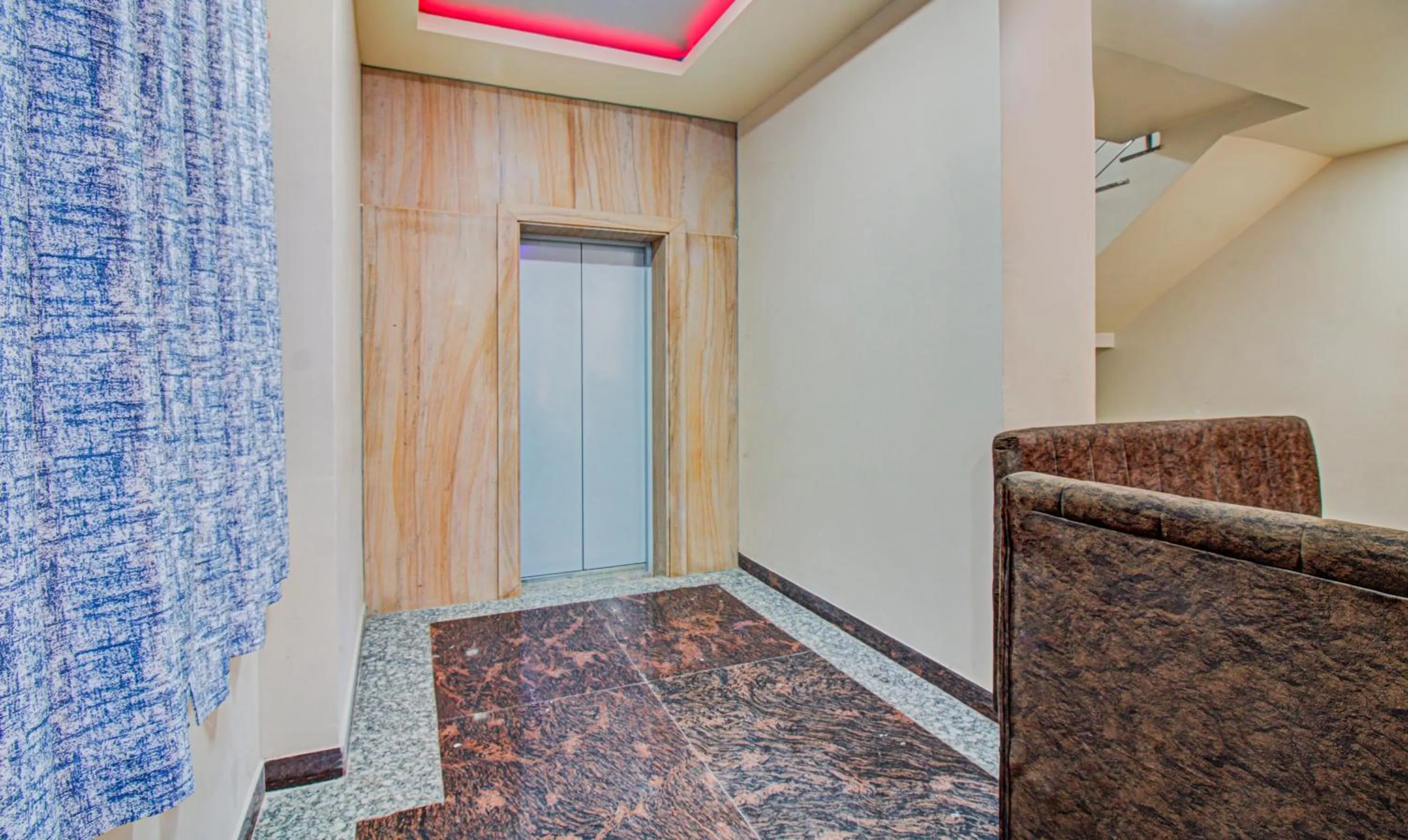 elevator in Treebo Royal, Chandrapur