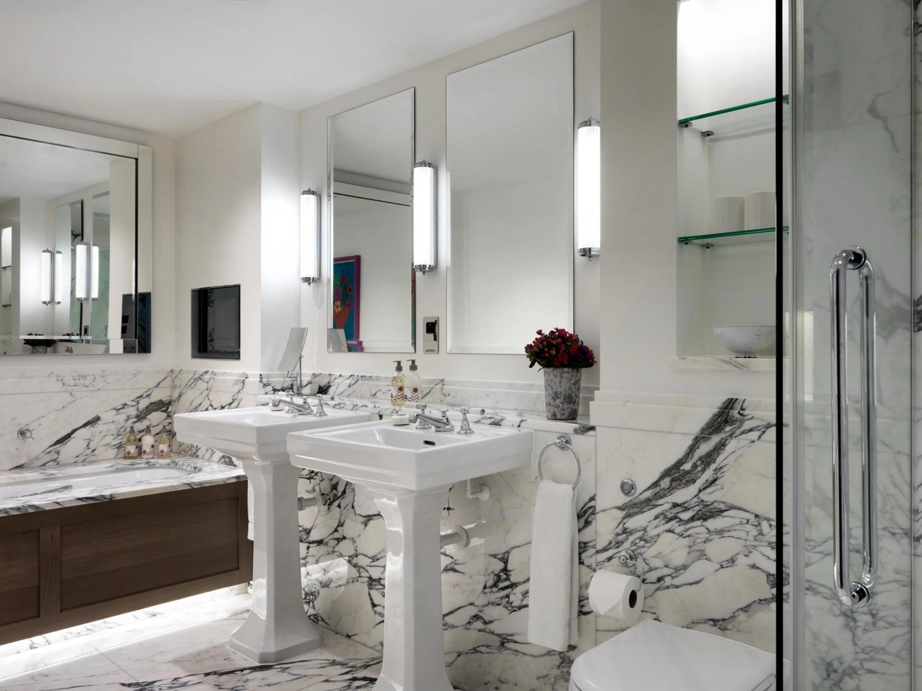 Bathroom in Ham Yard Hotel, Firmdale Hotels