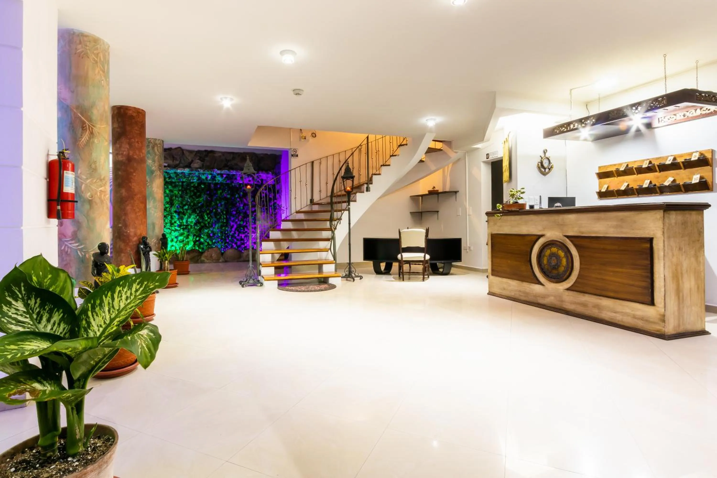 Property building in HOSTAL DEL RÍO