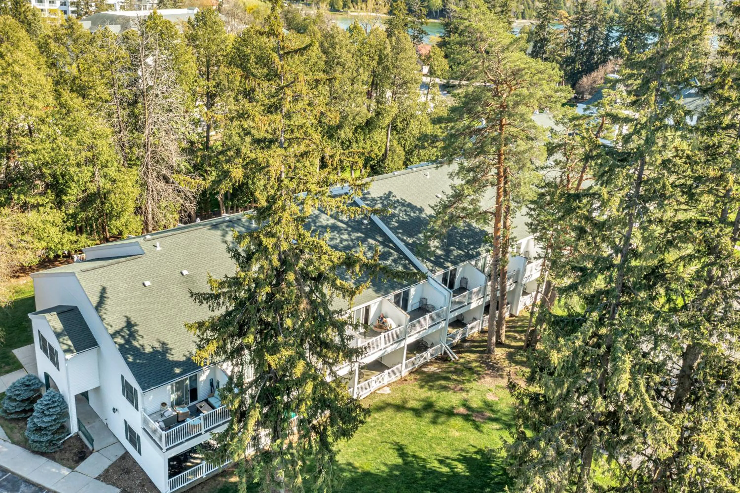 Property building in Victorian Inn Elkhart Lake