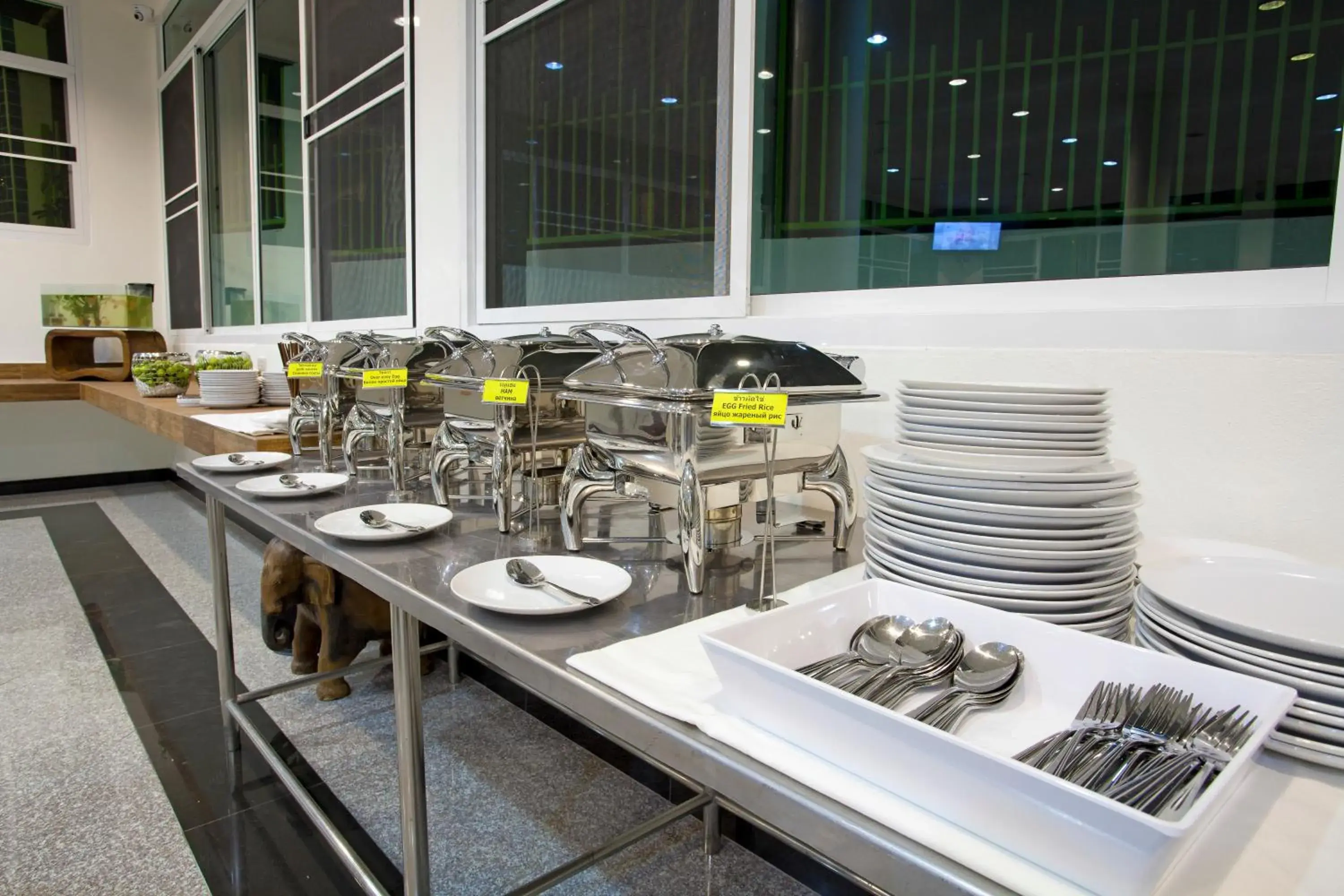 Restaurant/places to eat in Wiz Hotel Restaurant/places to eat in Wiz Hotel