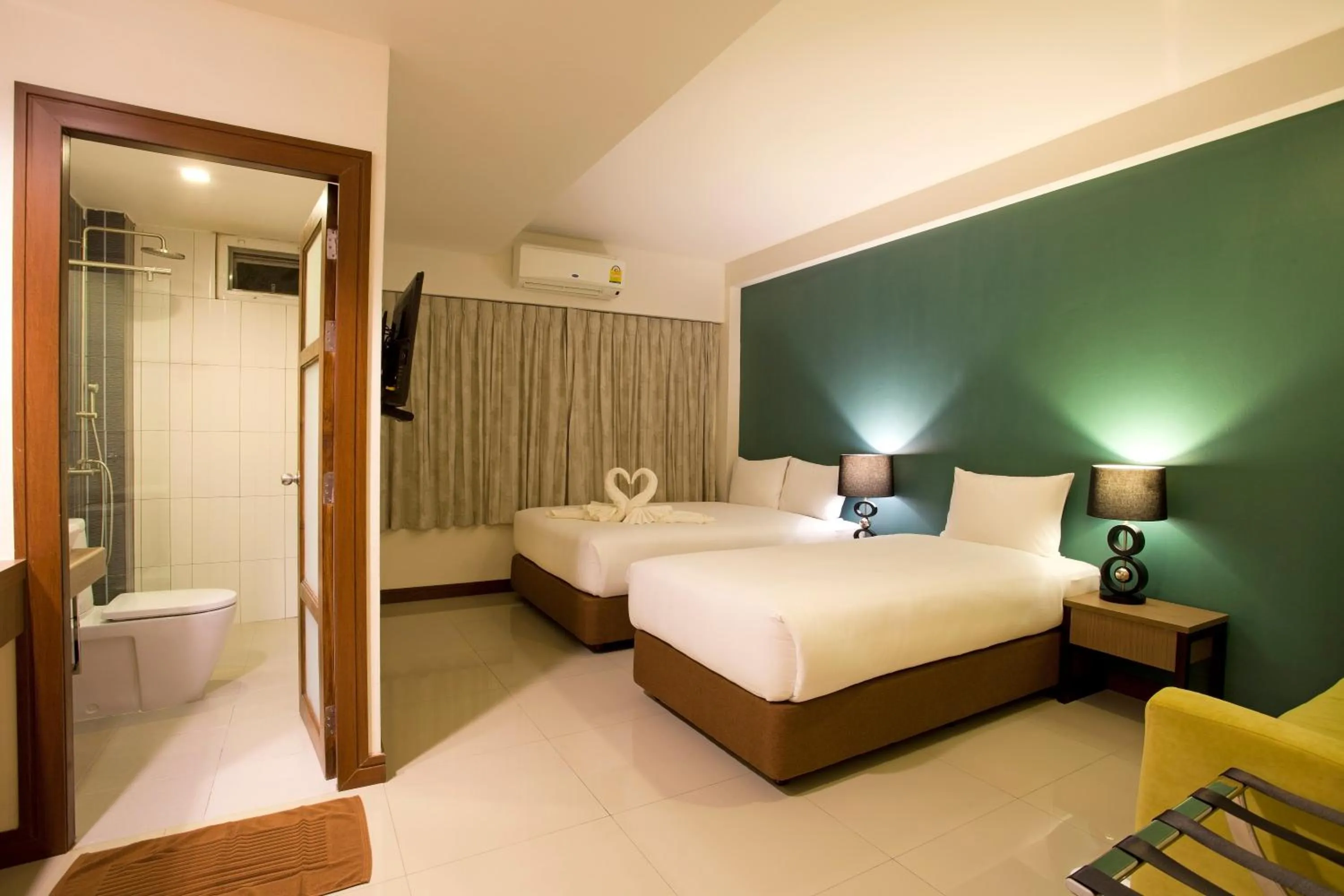 Photo of the whole room, Bed in Wiz Hotel