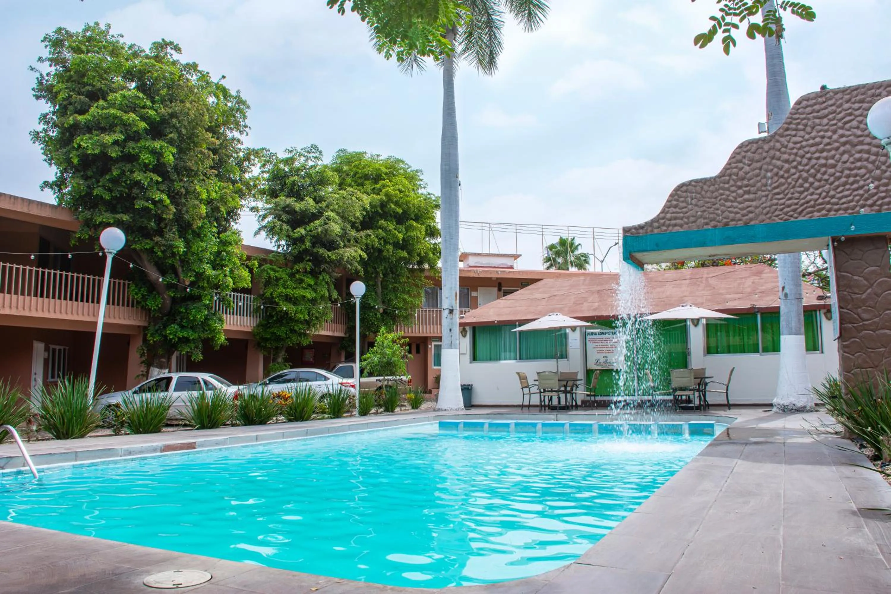 Day in Hotel La Quinta Posada Real