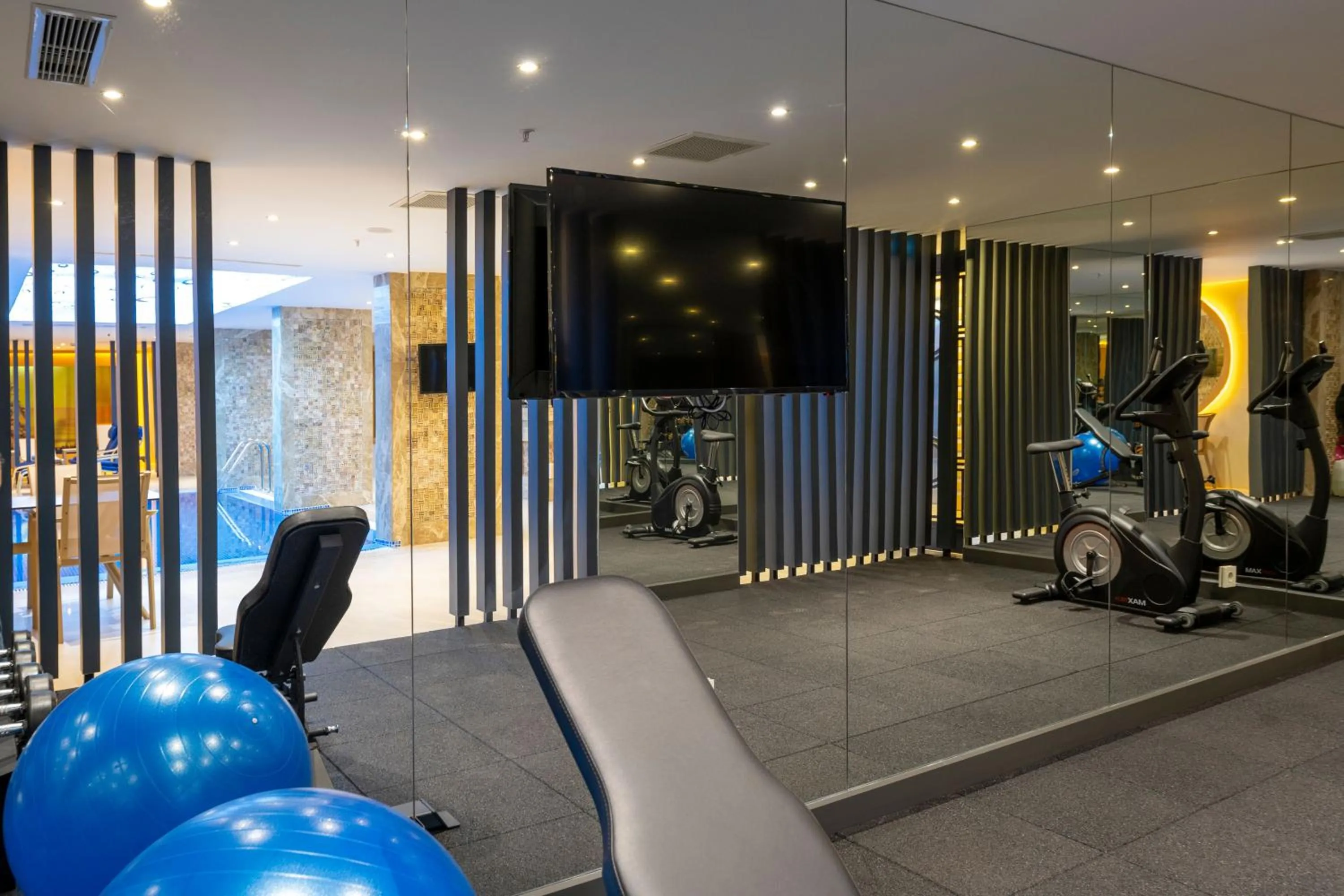 Fitness centre/facilities in Freya Hotel