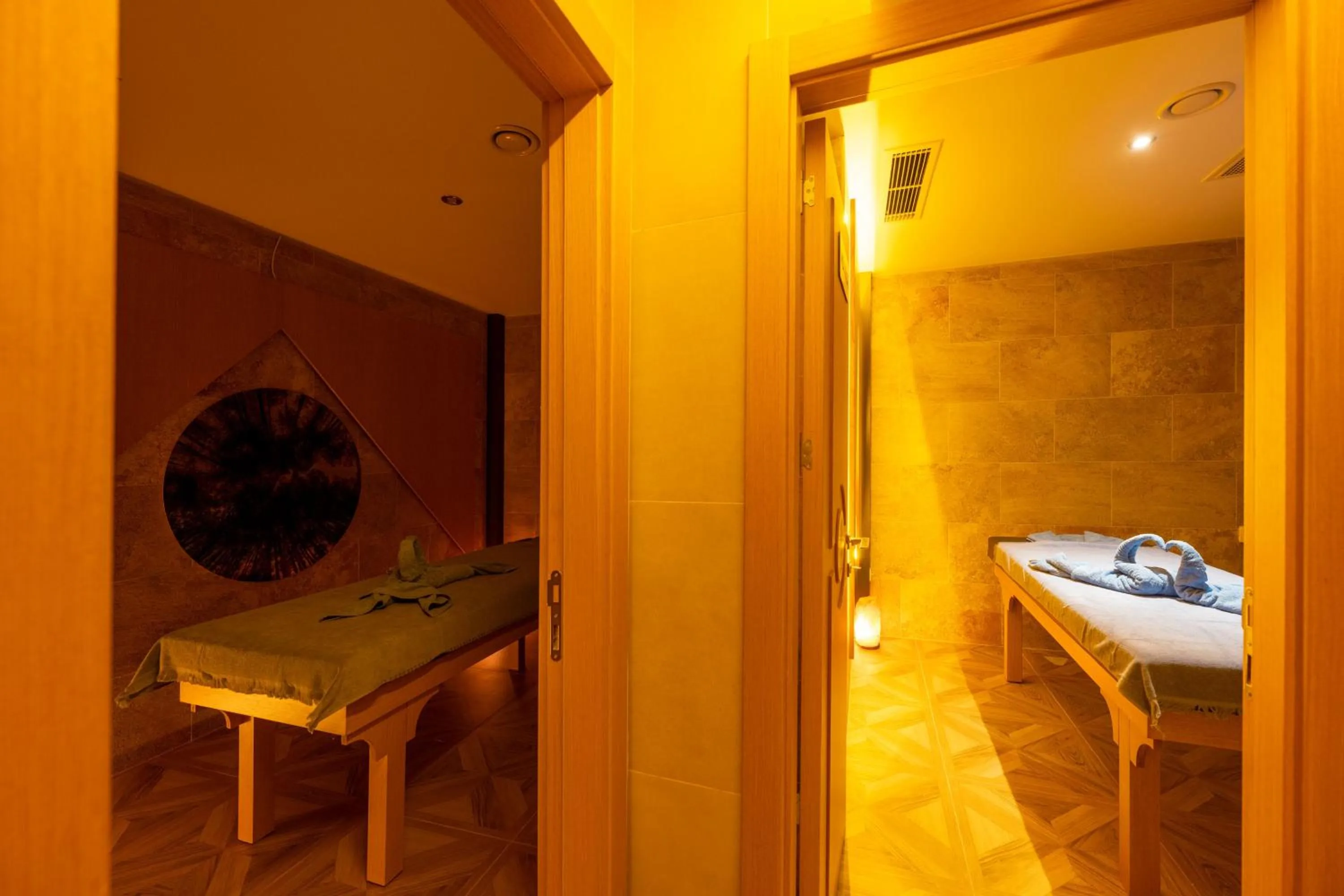 Sauna, Bed in Freya Hotel