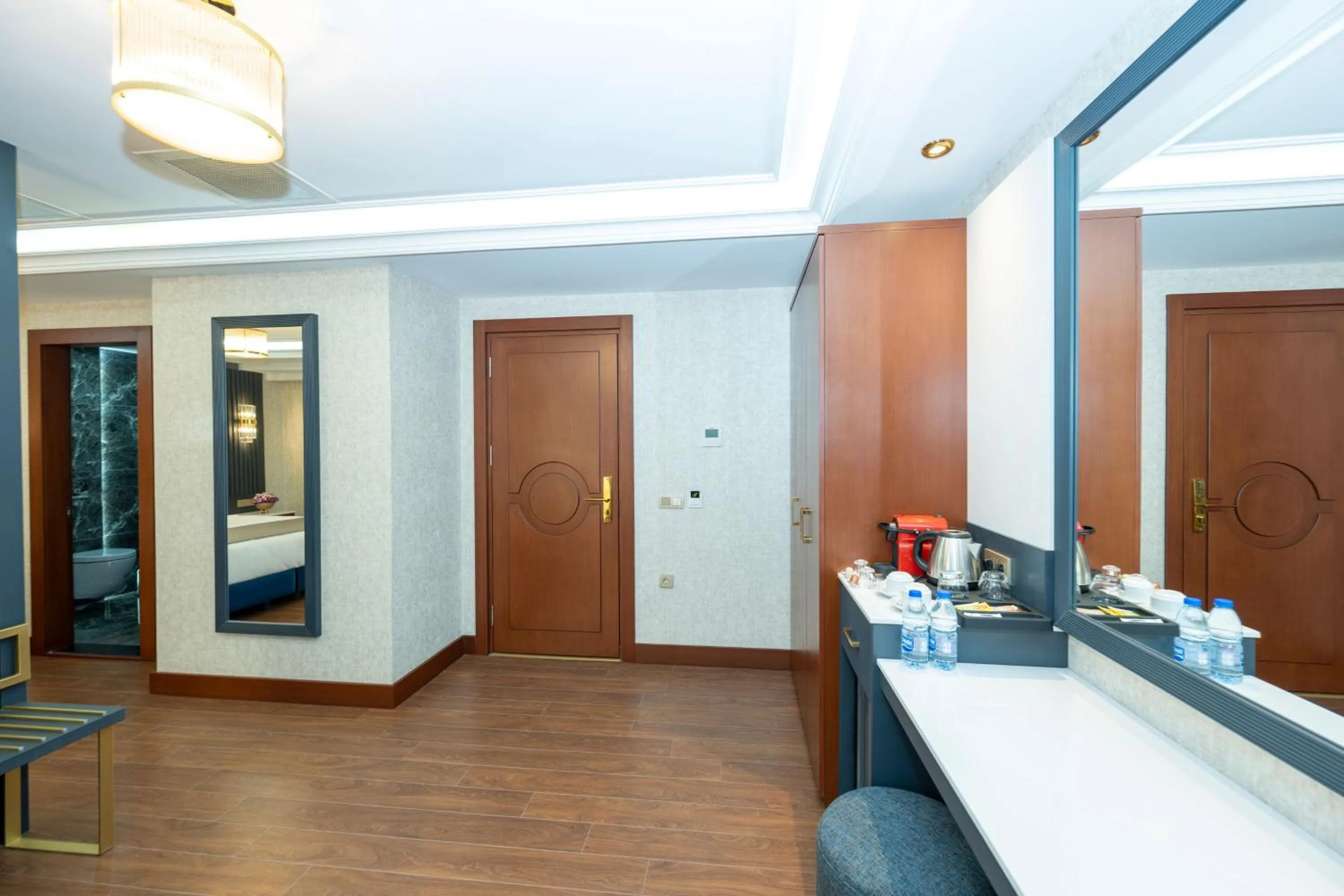 Coffee/tea facilities in Freya Hotel