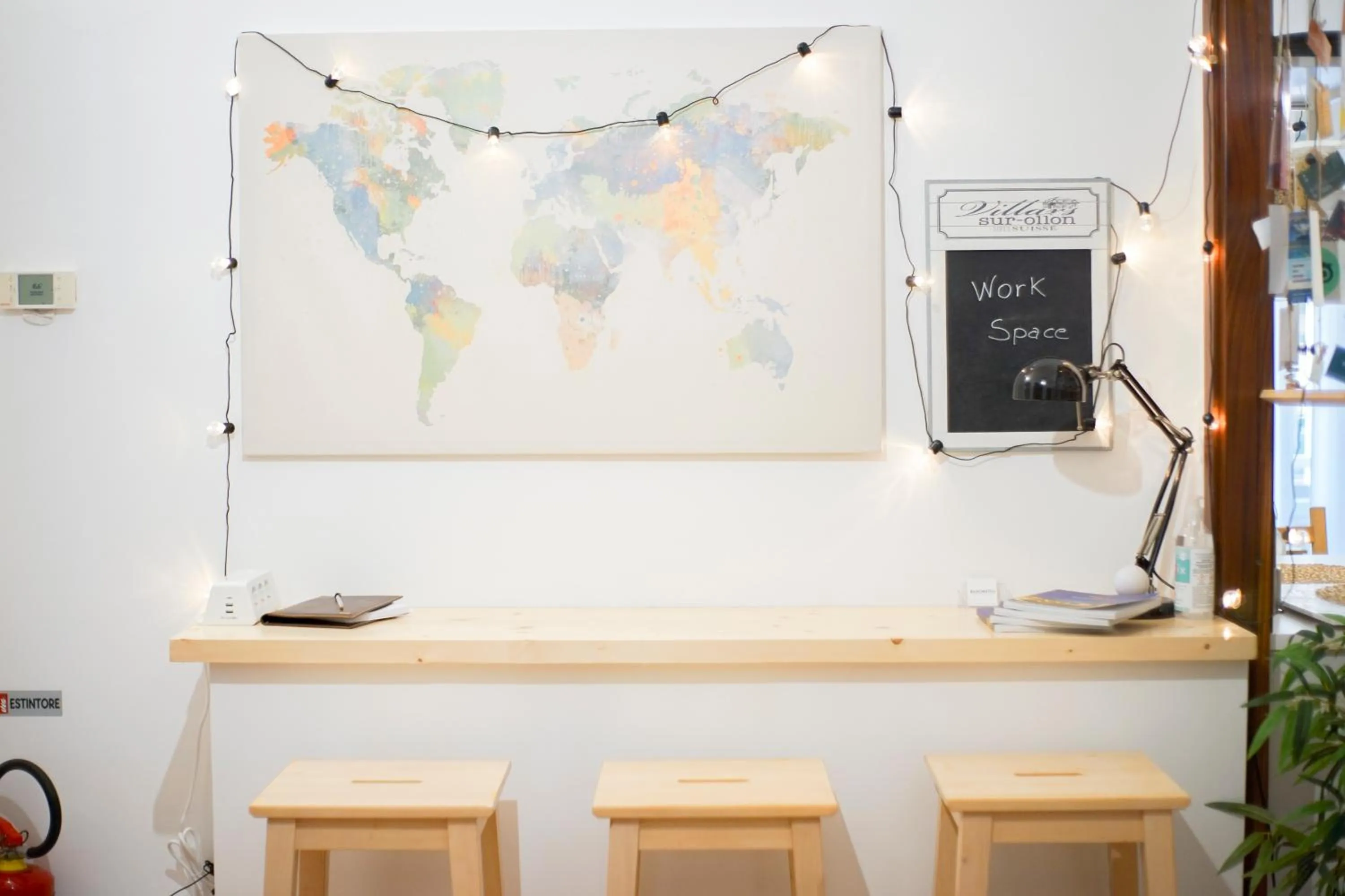 Seating area in Baronetto B&B