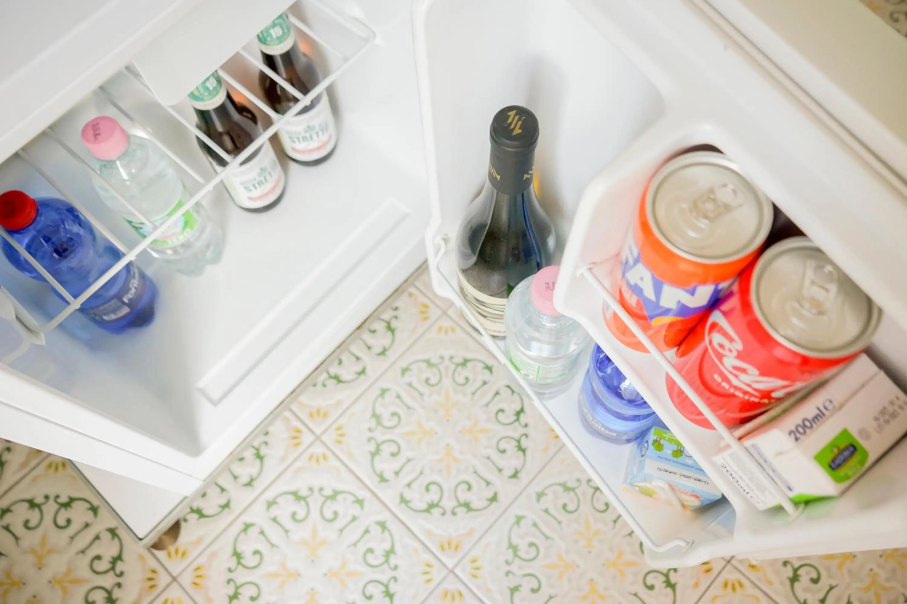 minibar in Baronetto B&B