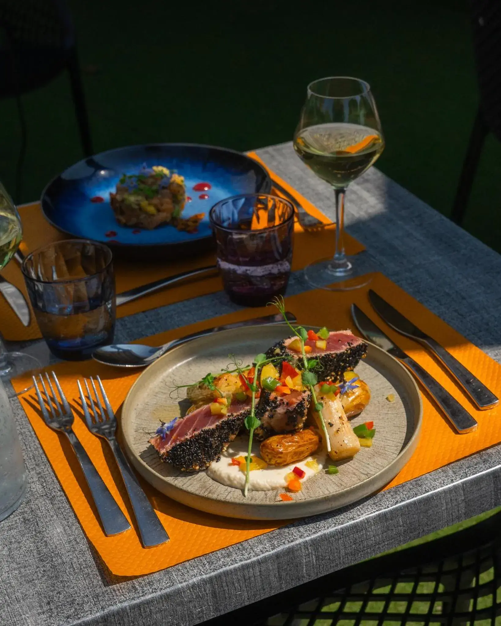 Restaurant/places to eat in Logis Hotel-Restaurant Saint Romain Restaurant/places to eat in Logis Hotel-Restaurant Saint Romain