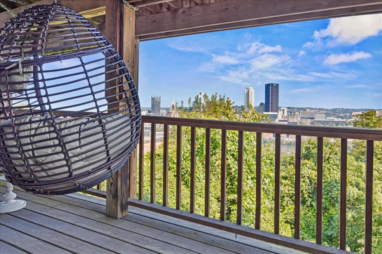 Stunning views from stylish 3-bedroom home