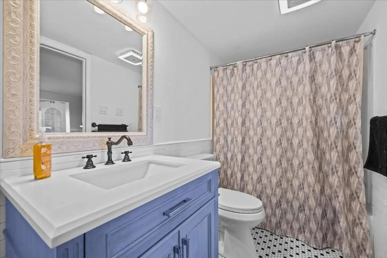 Stunning views from stylish 3-bedroom home