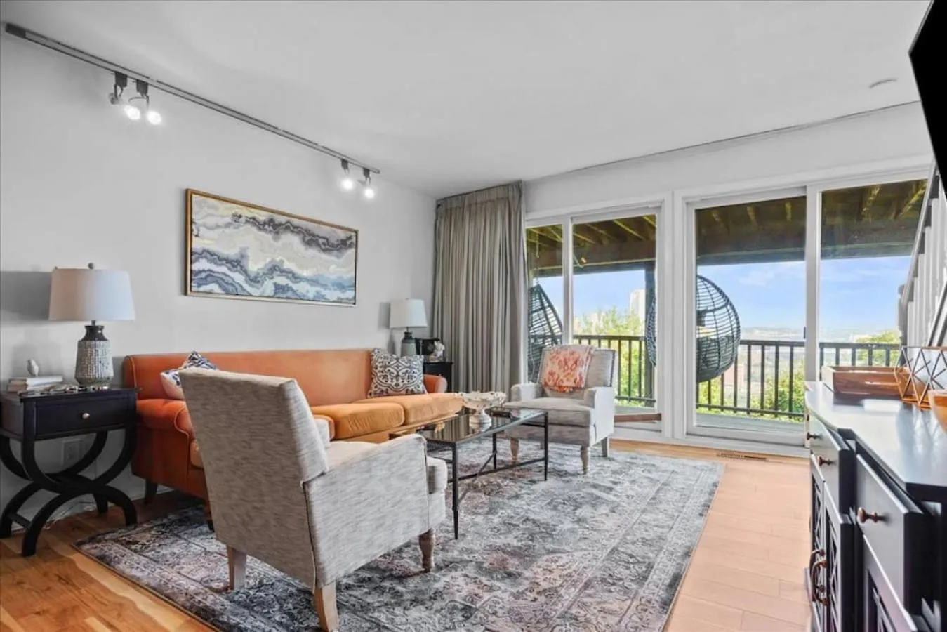 Stunning views from stylish 3-bedroom home