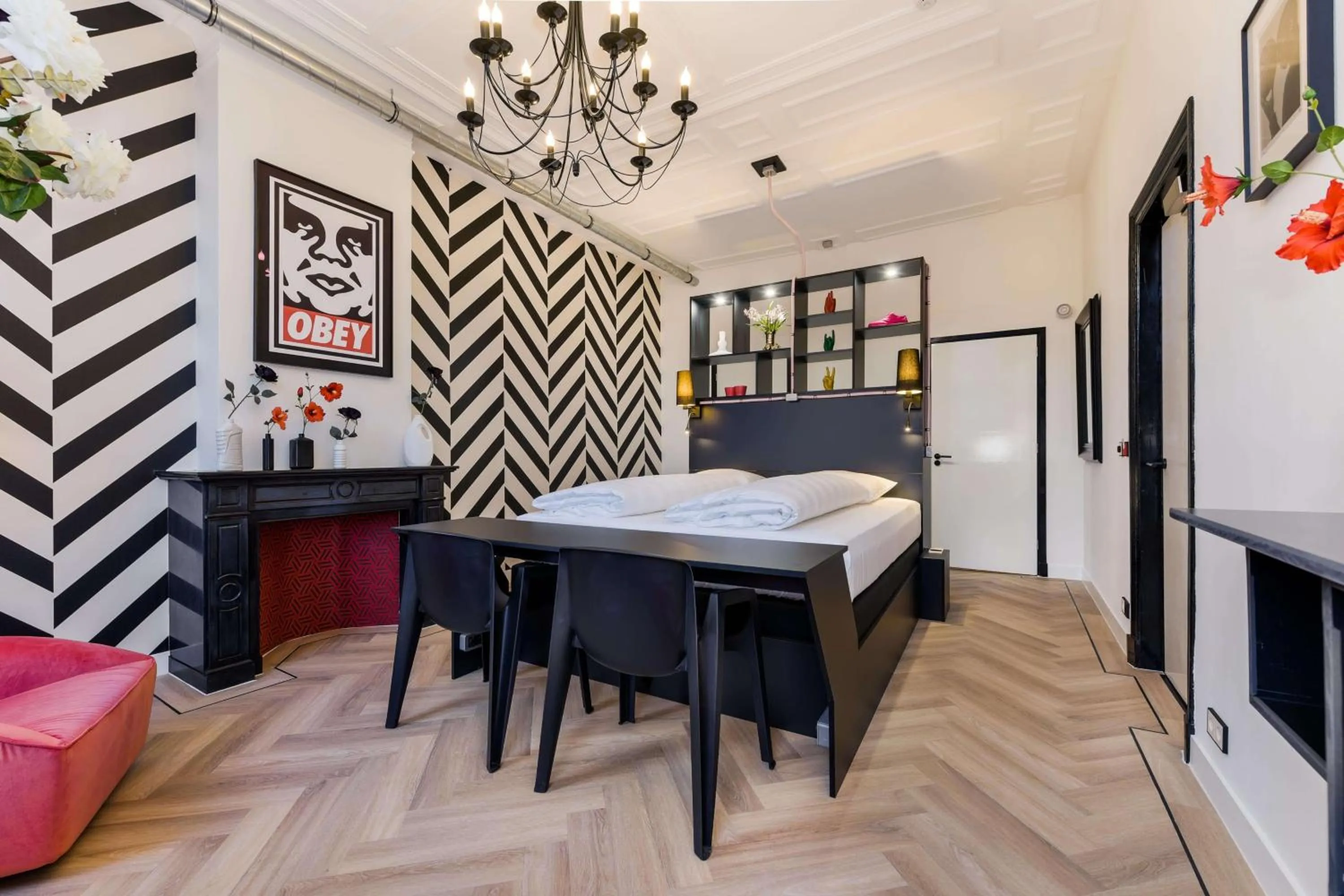 Dining Area in Kingkool The Hague City Hostel