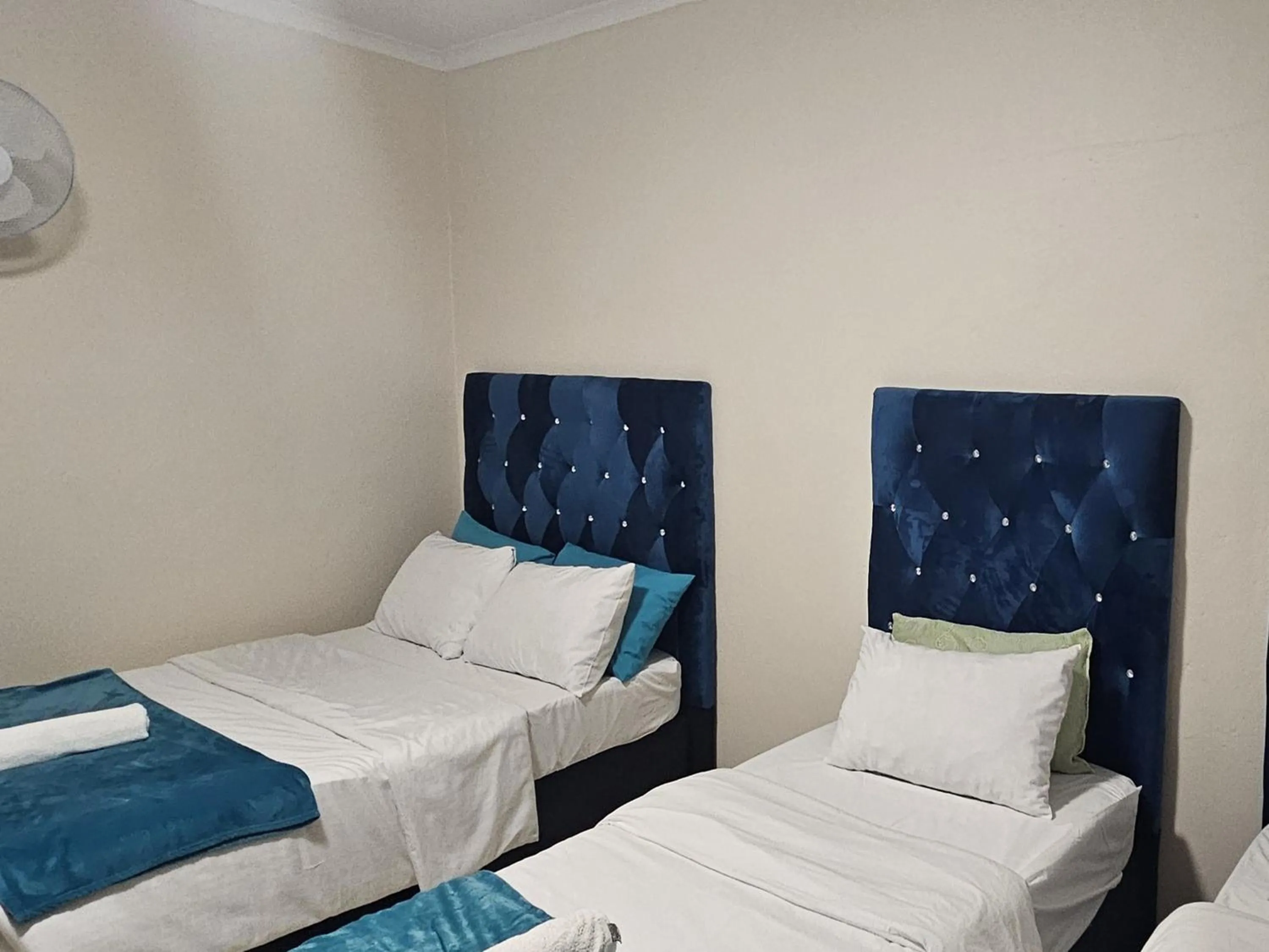 Bed in Goshen Lodge Spencer