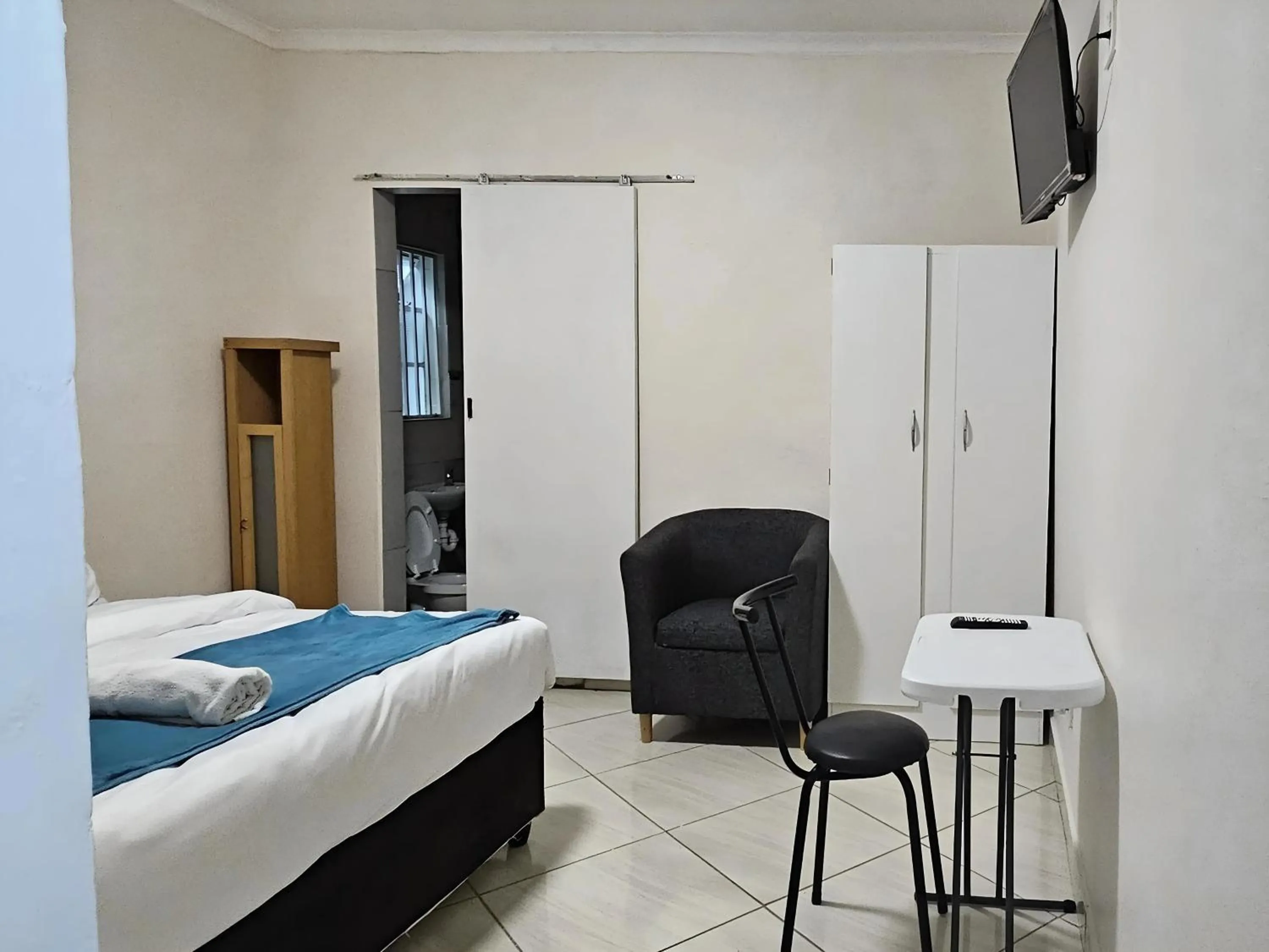 Bed in Goshen Lodge Spencer