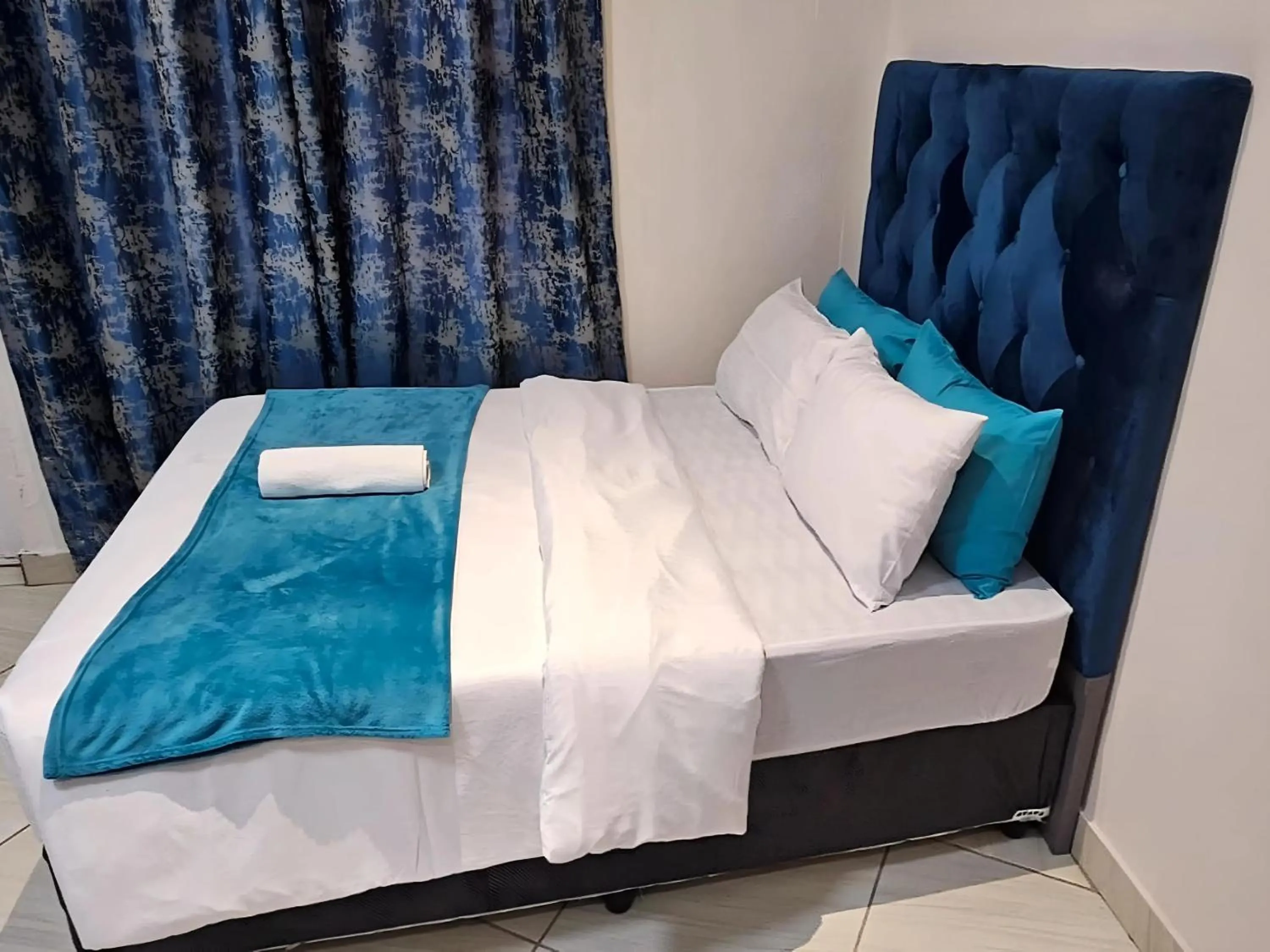 Bed in Goshen Lodge Spencer