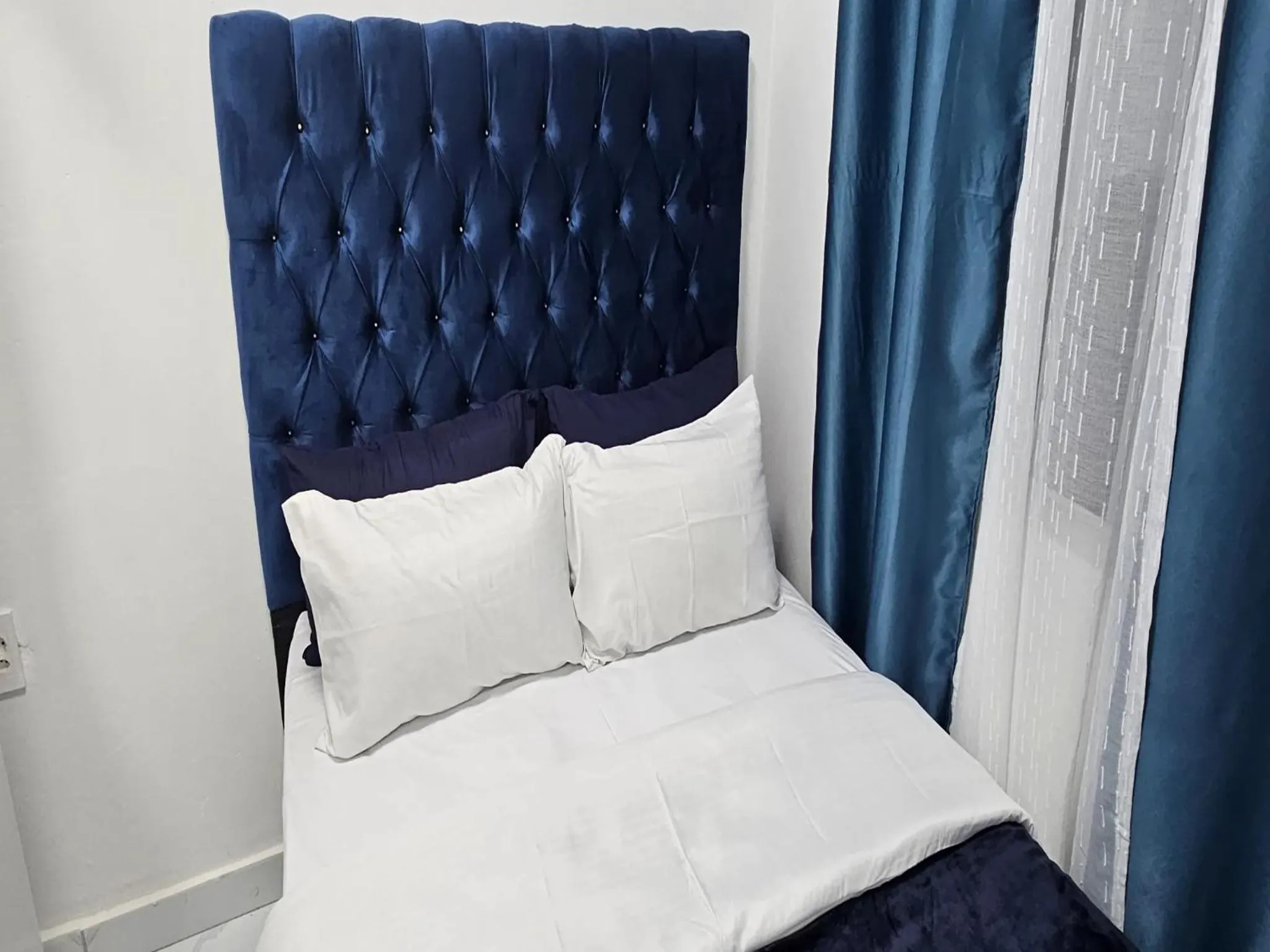 Bed in Goshen Lodge Spencer