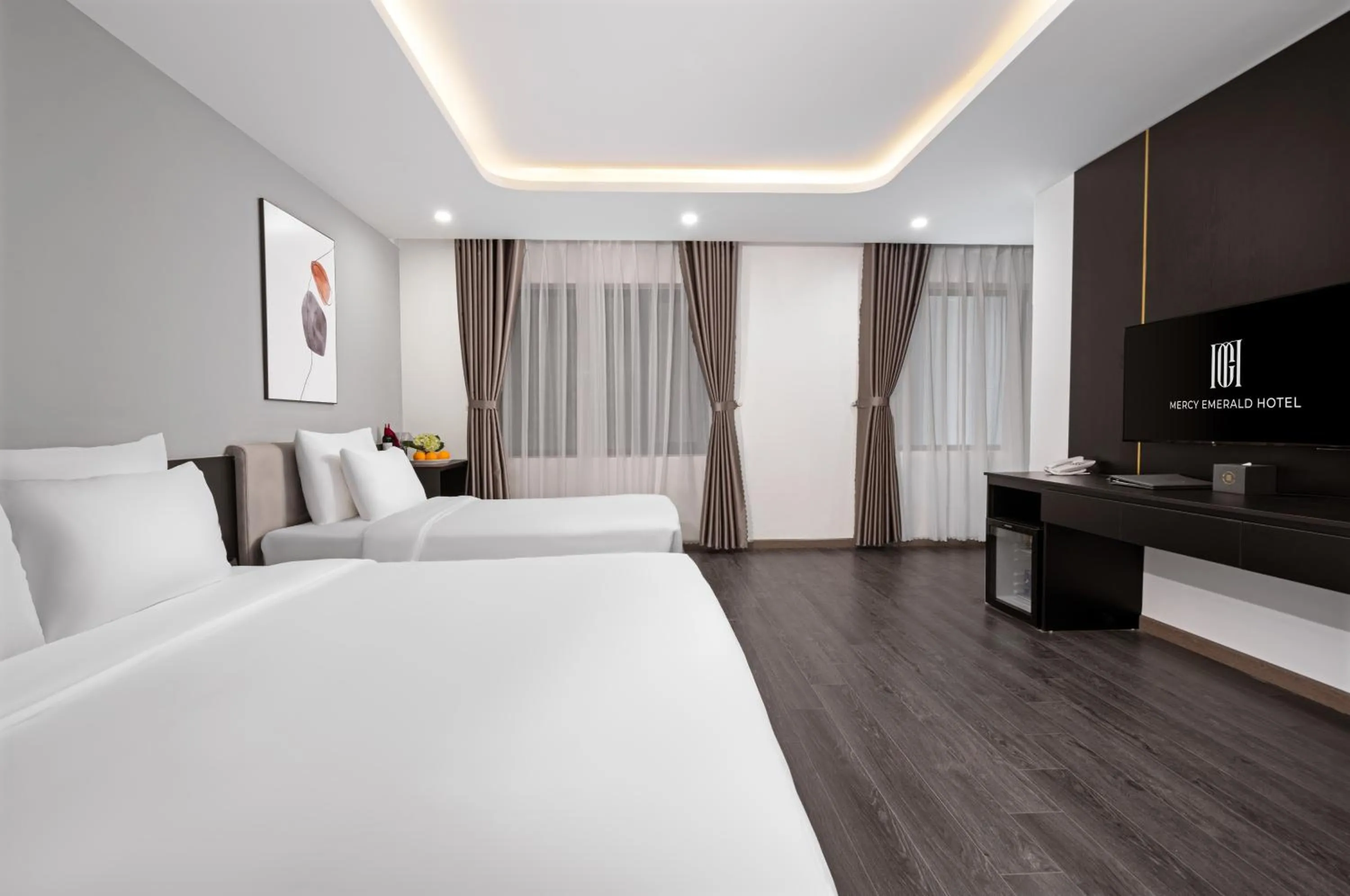 Bed in Mercy Emerald Hotel